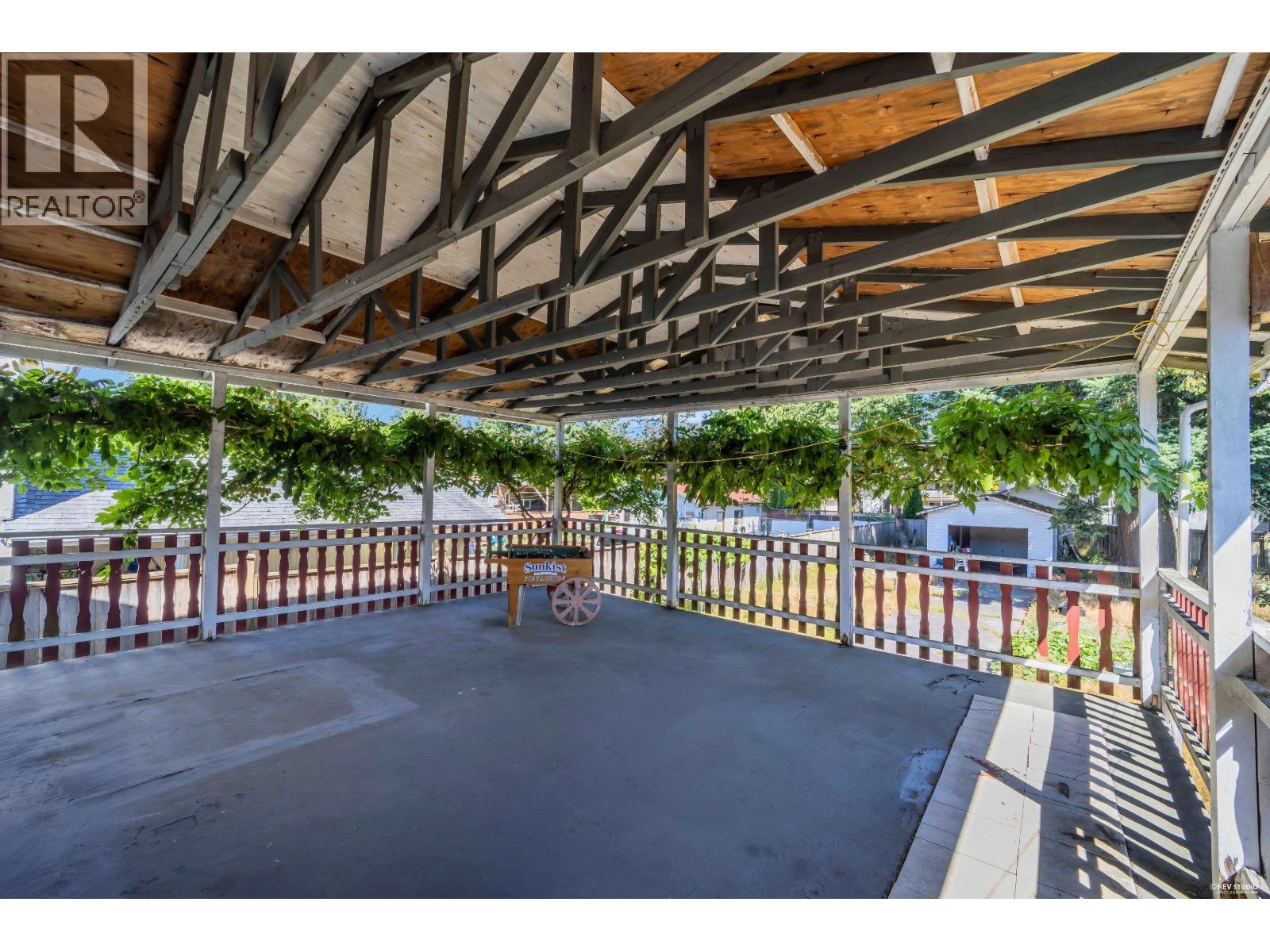 1749 Dorset Avenue Property Photo 12