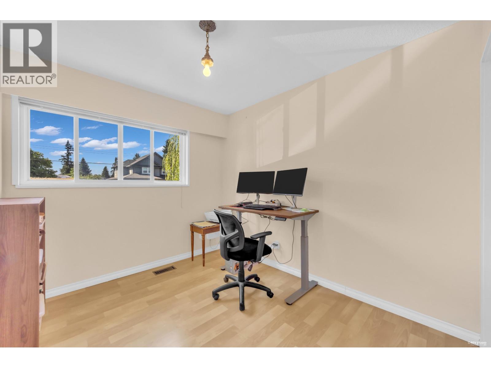 1749 Dorset Avenue Property Photo 13