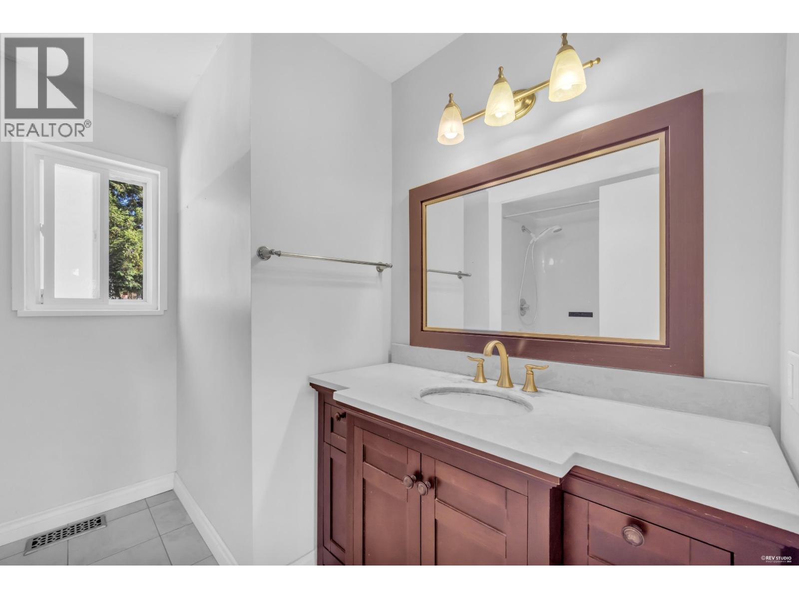1749 Dorset Avenue Property Photo 17