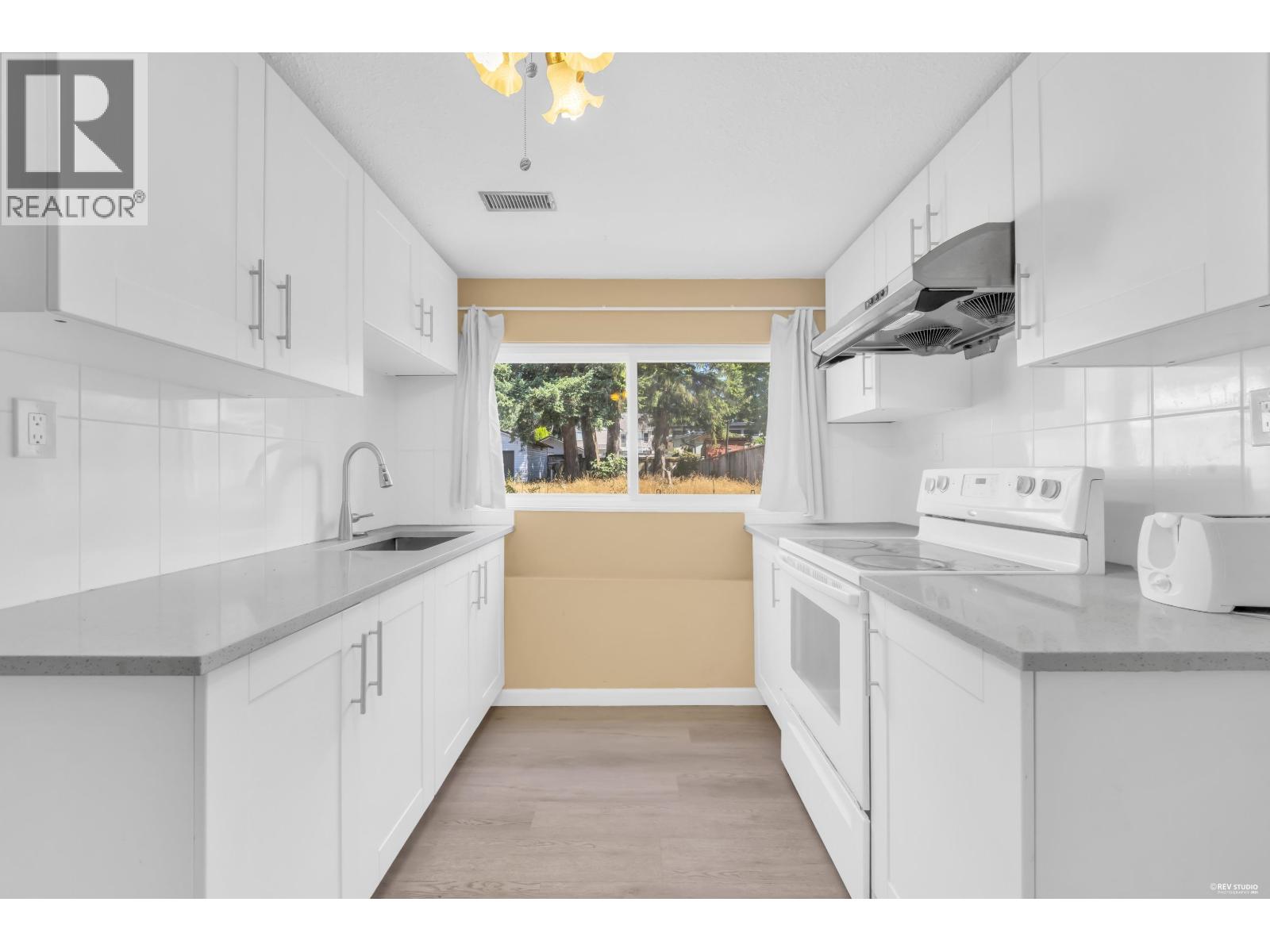 1749 Dorset Avenue Property Photo 22