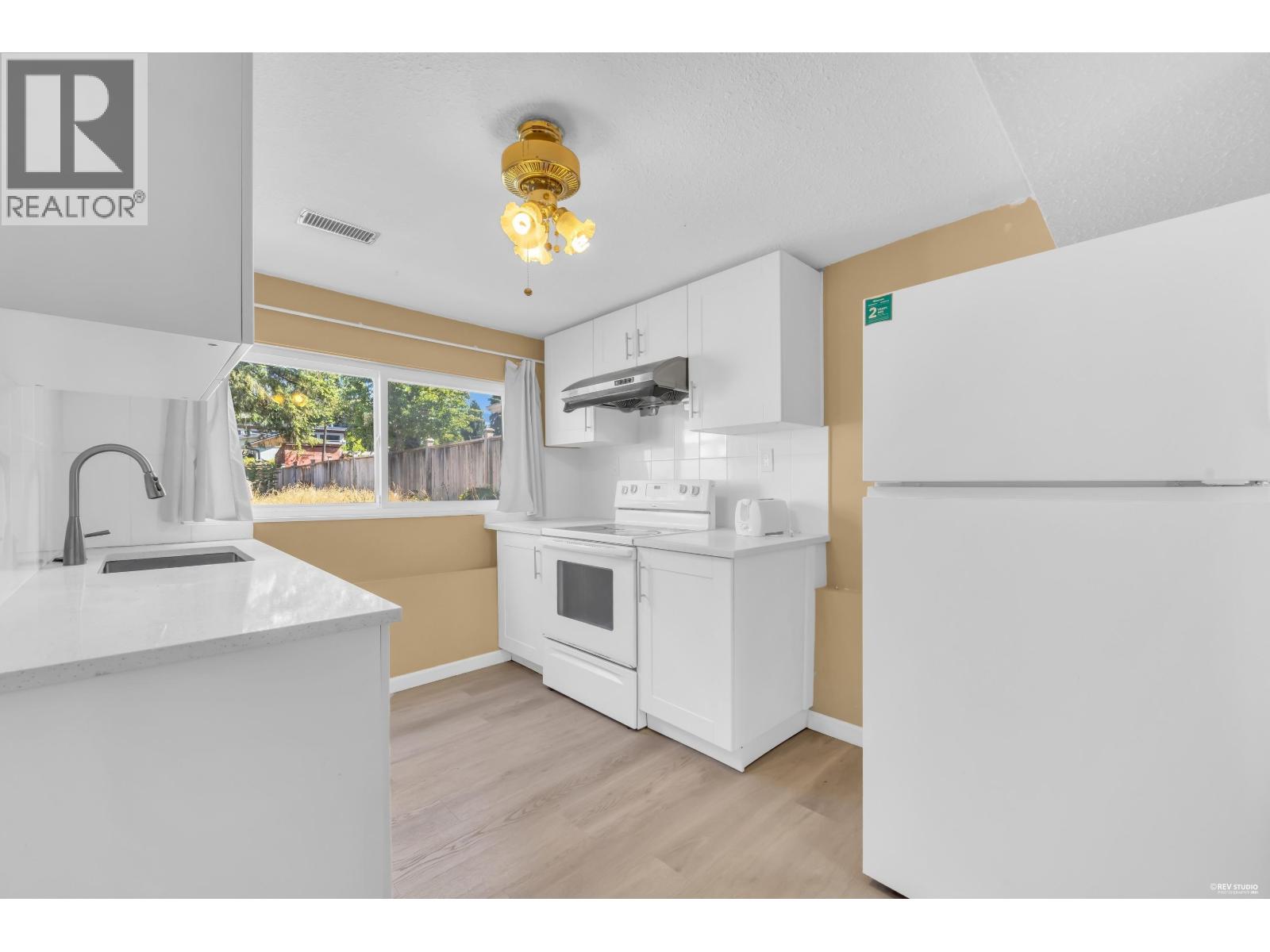 1749 Dorset Avenue Property Photo 23