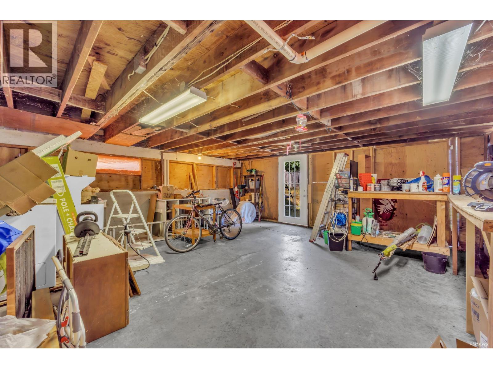 1749 Dorset Avenue Property Photo 28