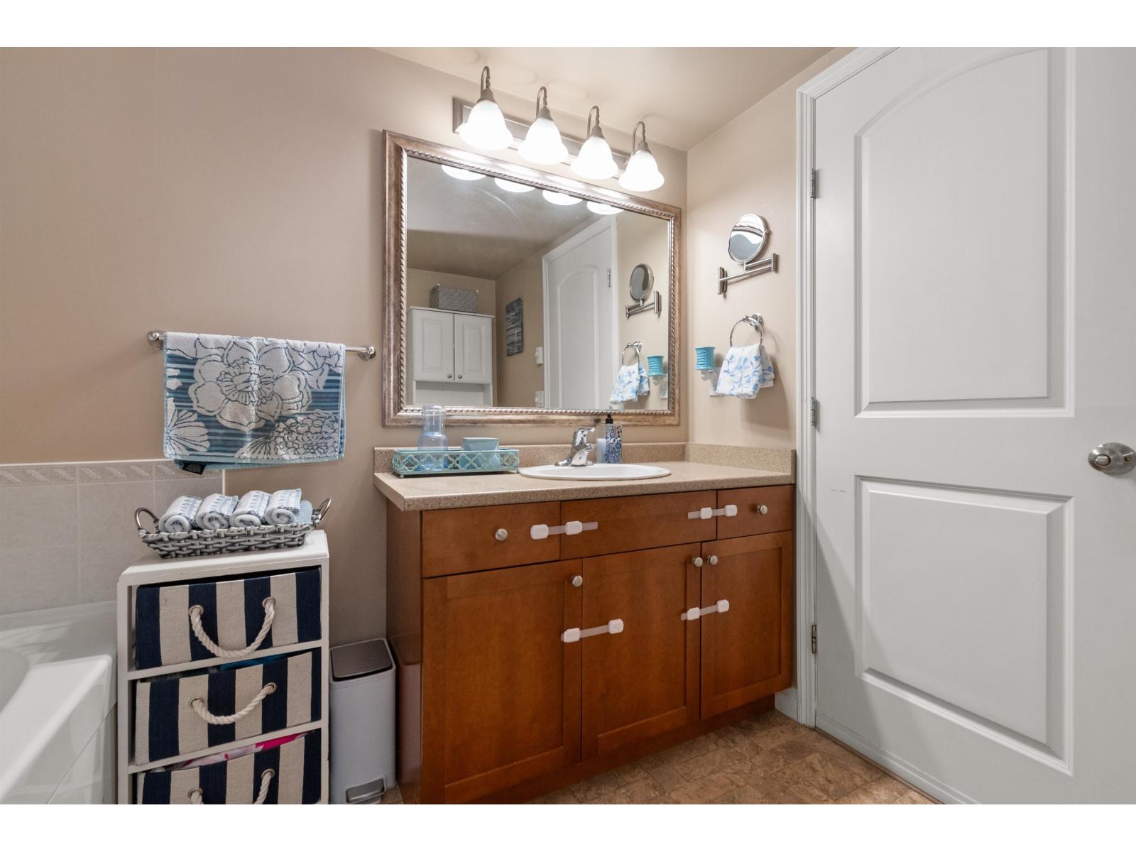 8955 Edward Street #309 Property Photo 12