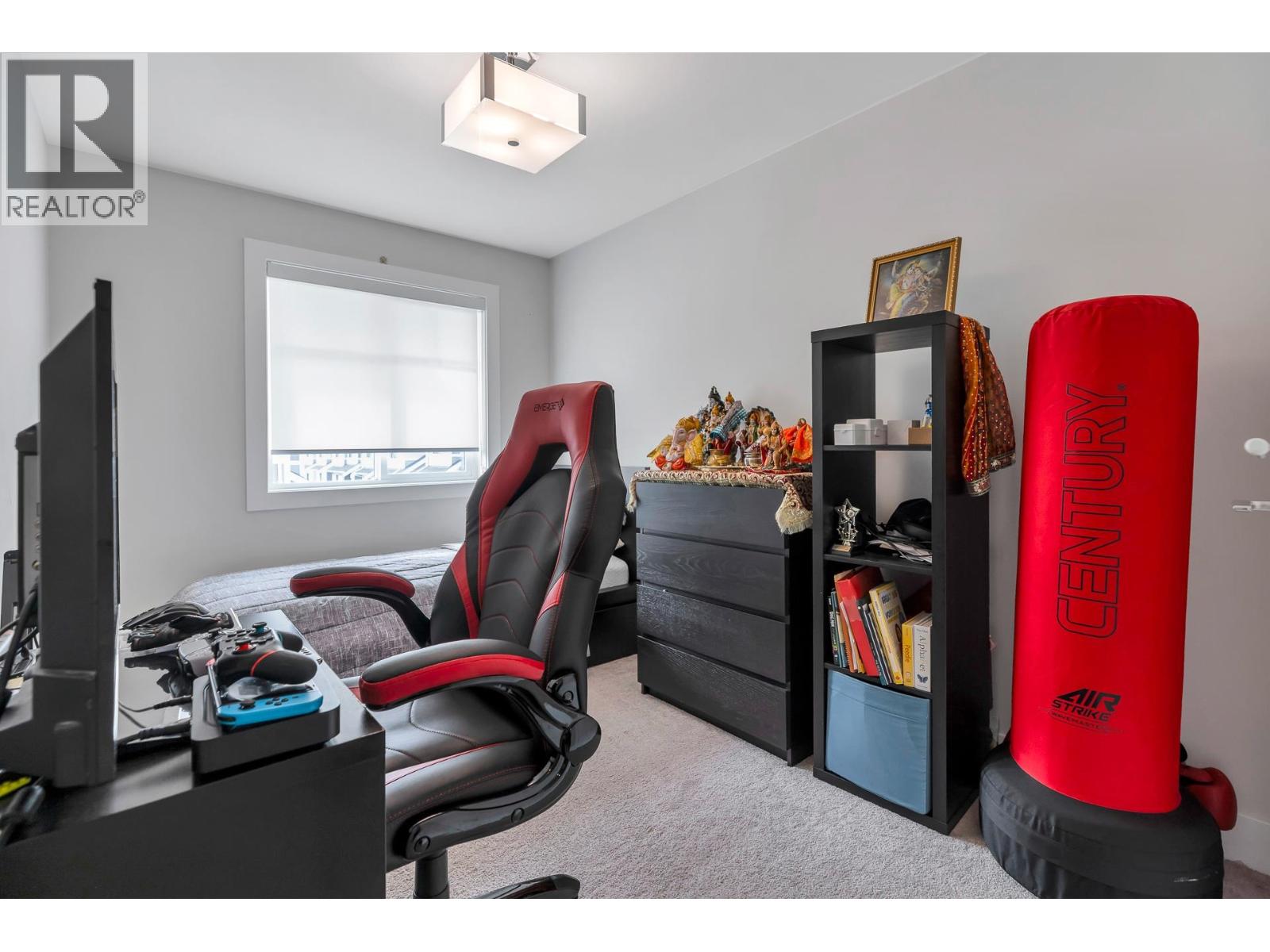 21 189 Wood Street Property Photo 10