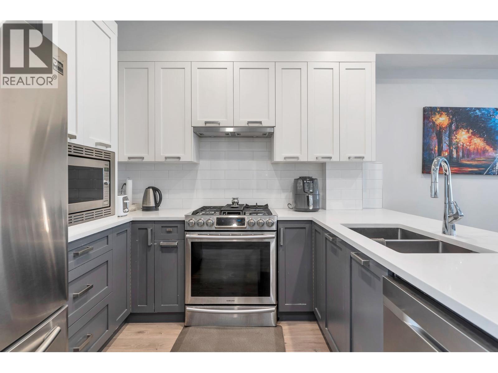 21 189 Wood Street Property Photo 15