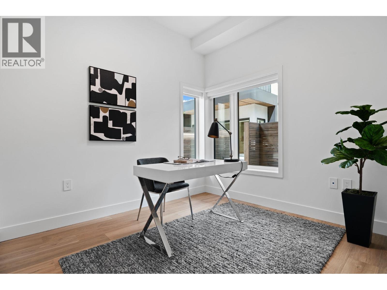 5485 Larch Street Property Photo 22