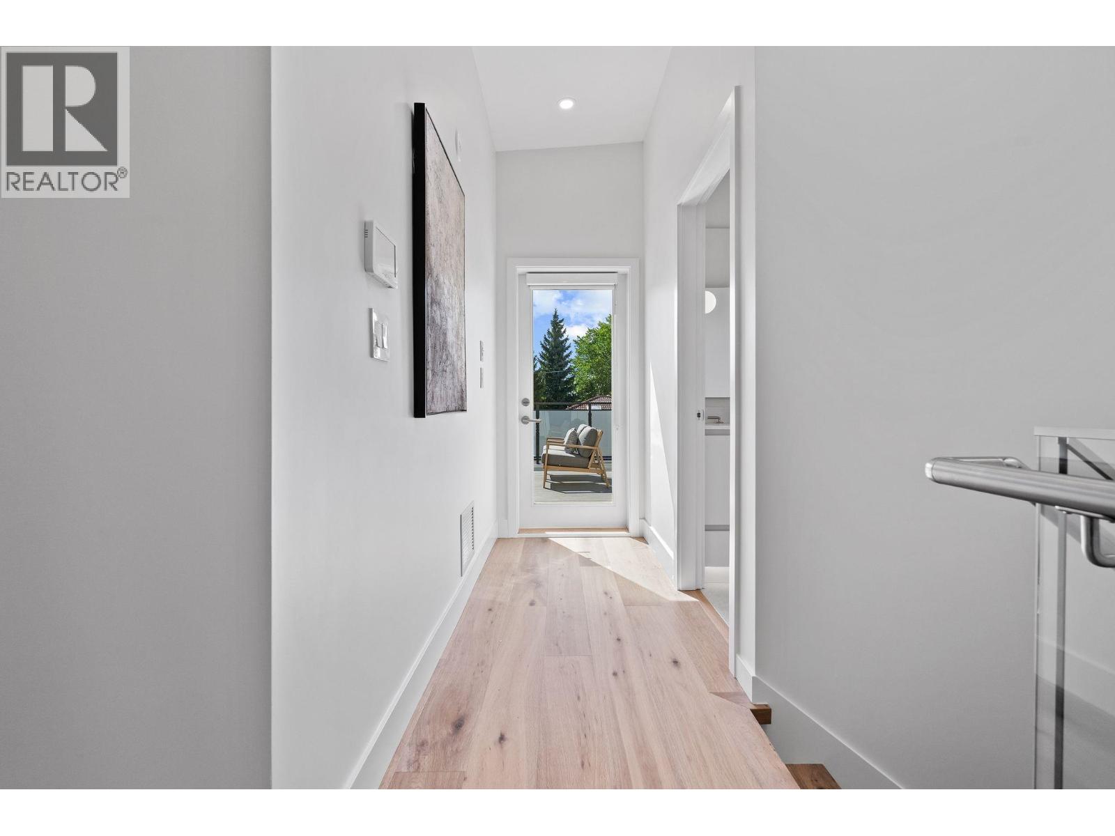 5485 Larch Street Property Photo 26