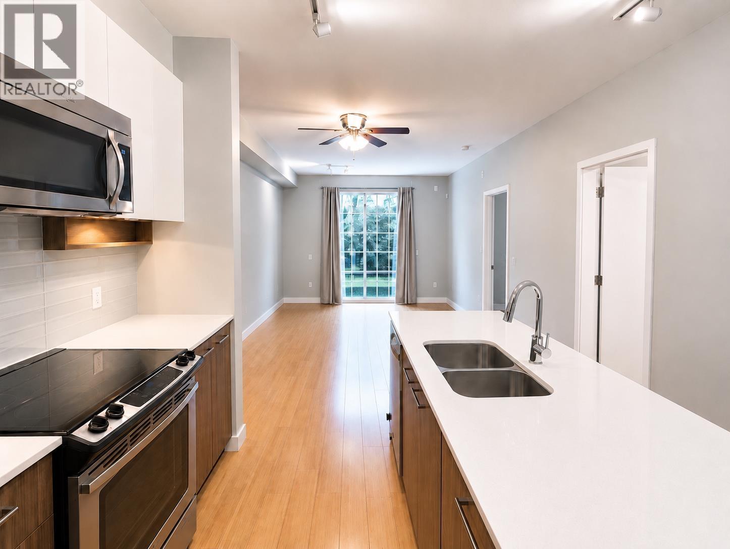 113 618 Como Lake Avenue Property Photo 6