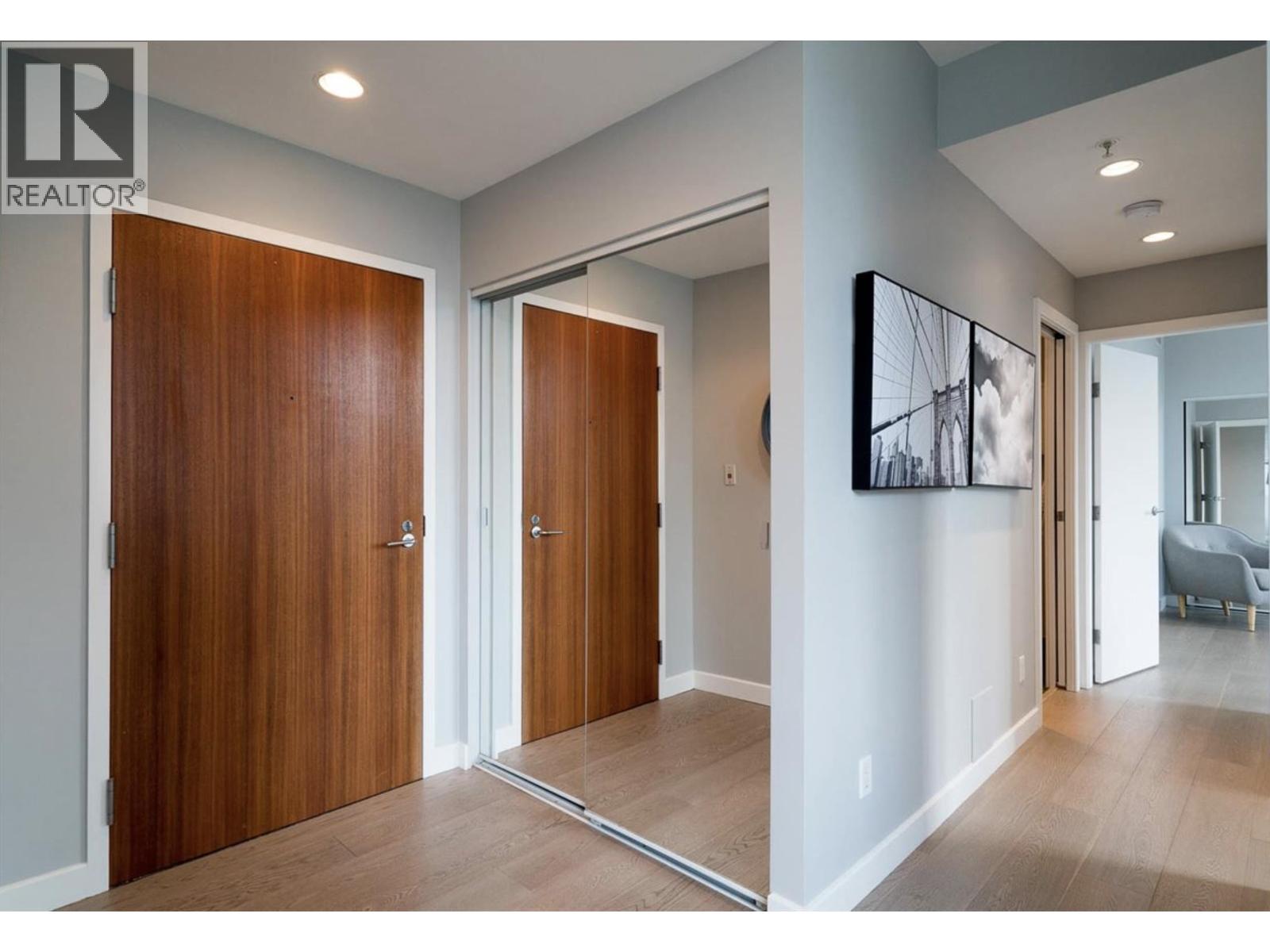 201 1233 W Cordova Street Property Photo 9