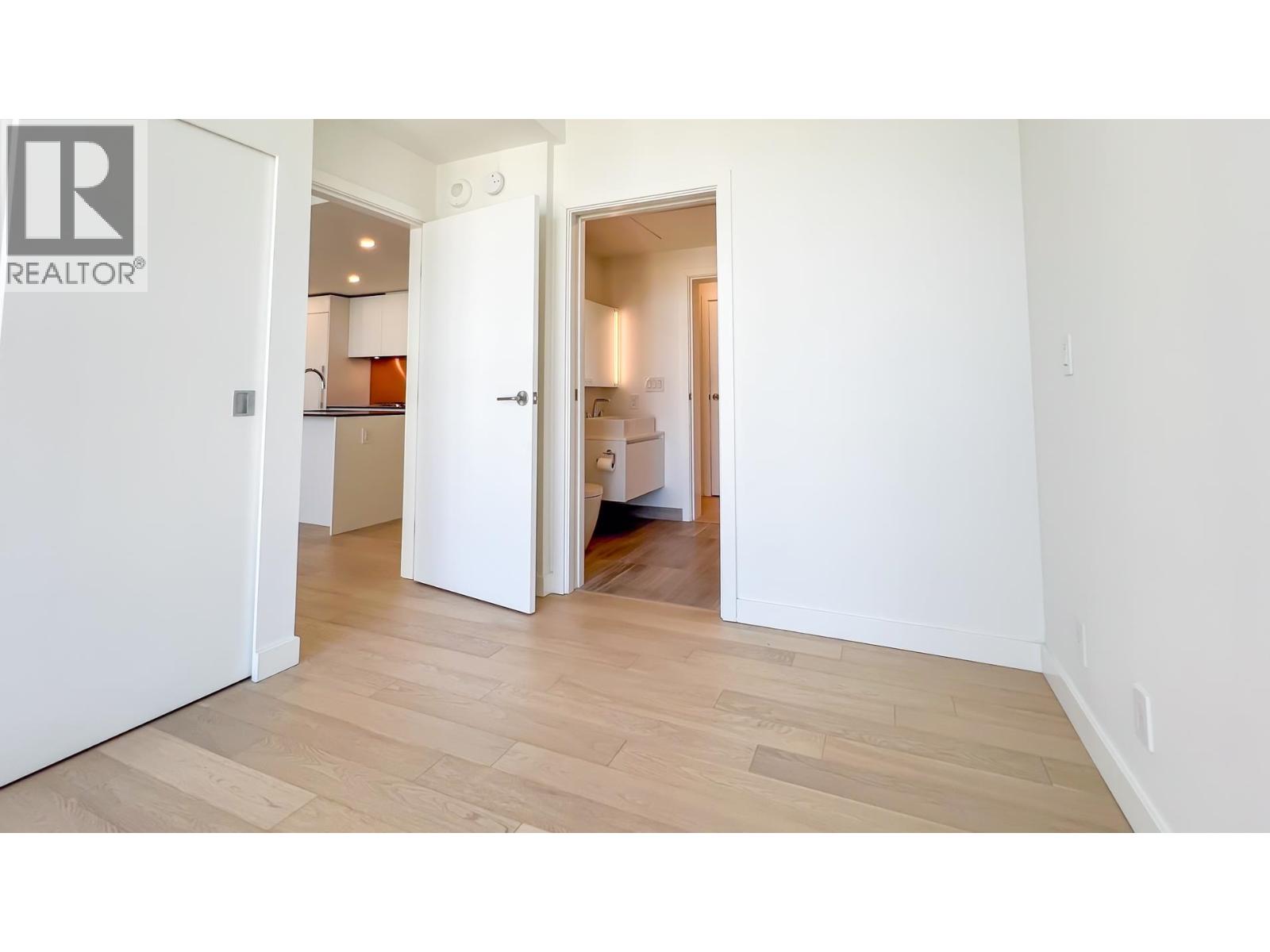 3007 1480 Howe Street Property Photo 12