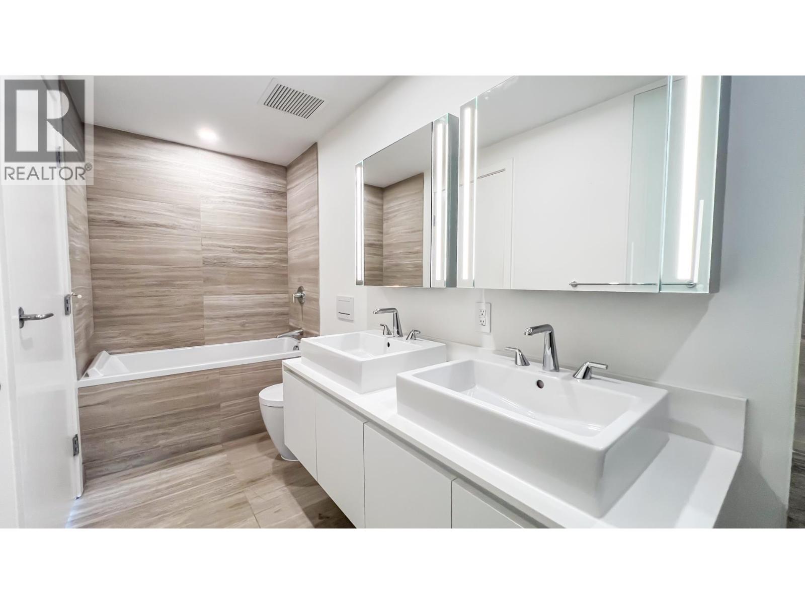 3007 1480 Howe Street Property Photo 17