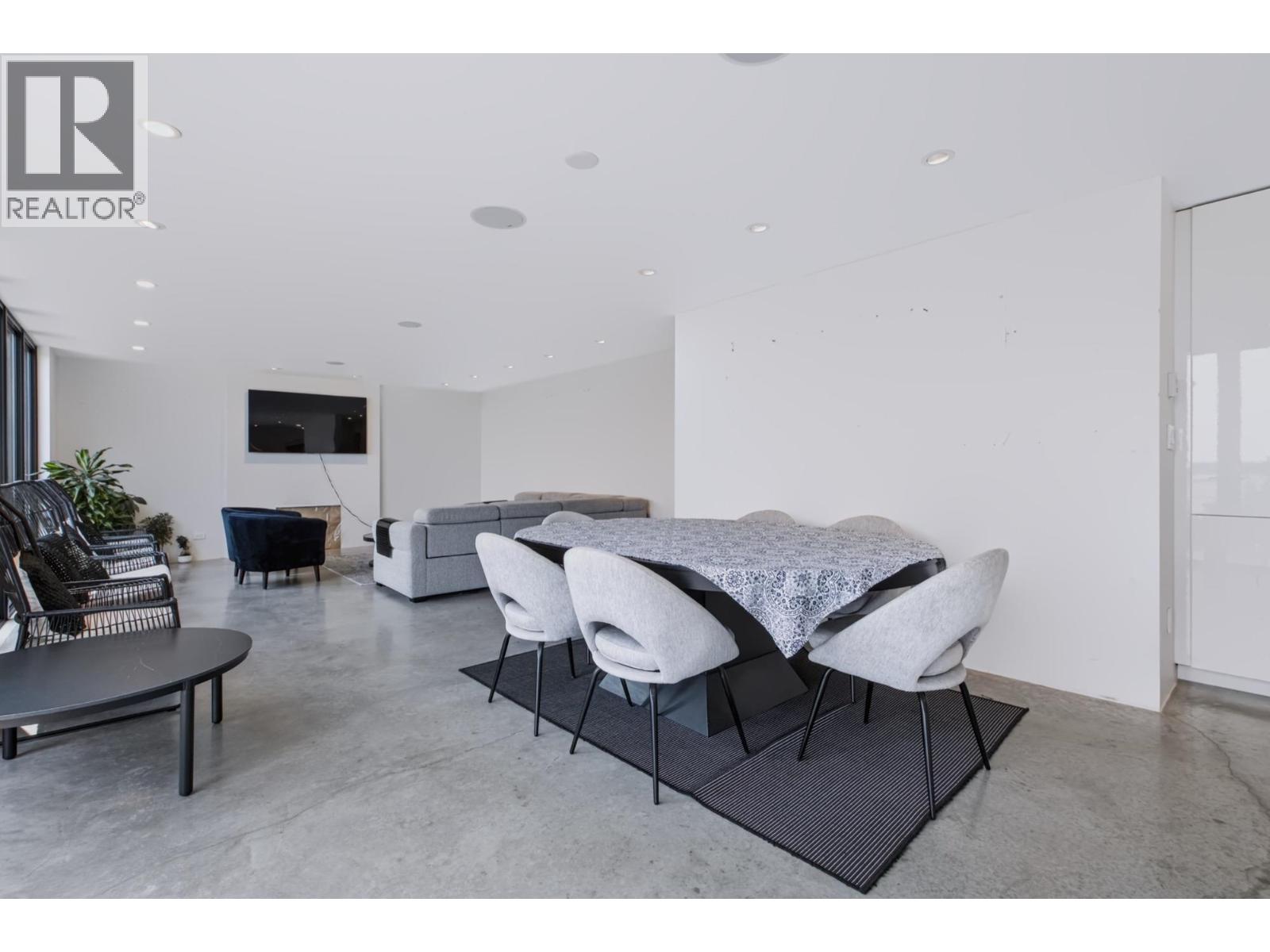 2234 Palmerston Avenue Property Photo 14