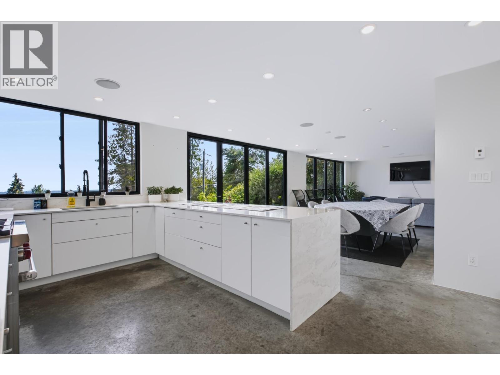 2234 Palmerston Avenue Property Photo 19