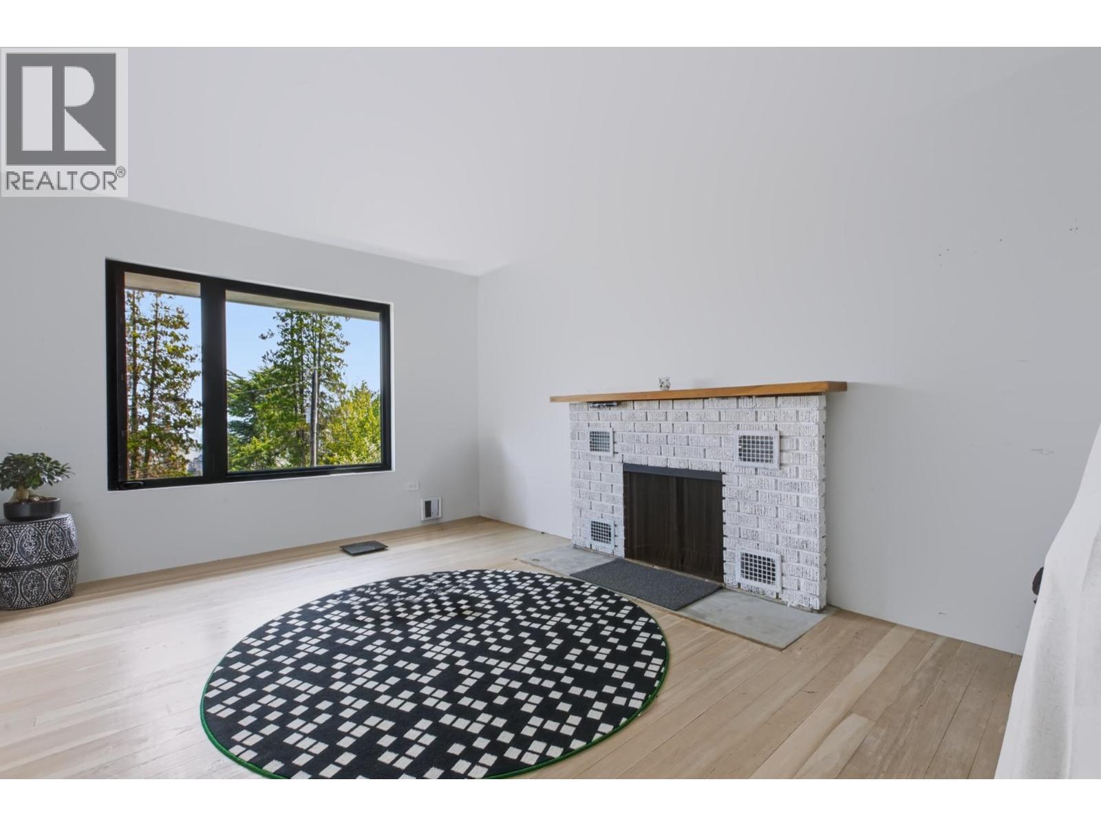 2234 Palmerston Avenue Property Photo 30