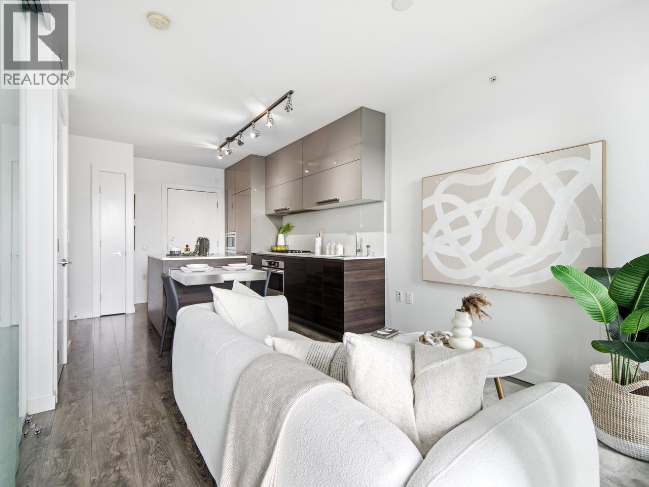 1002 2378 Alpha Property Photo 9