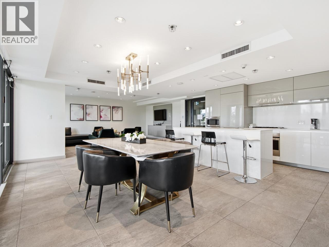 1002 2378 Alpha Property Photo 21