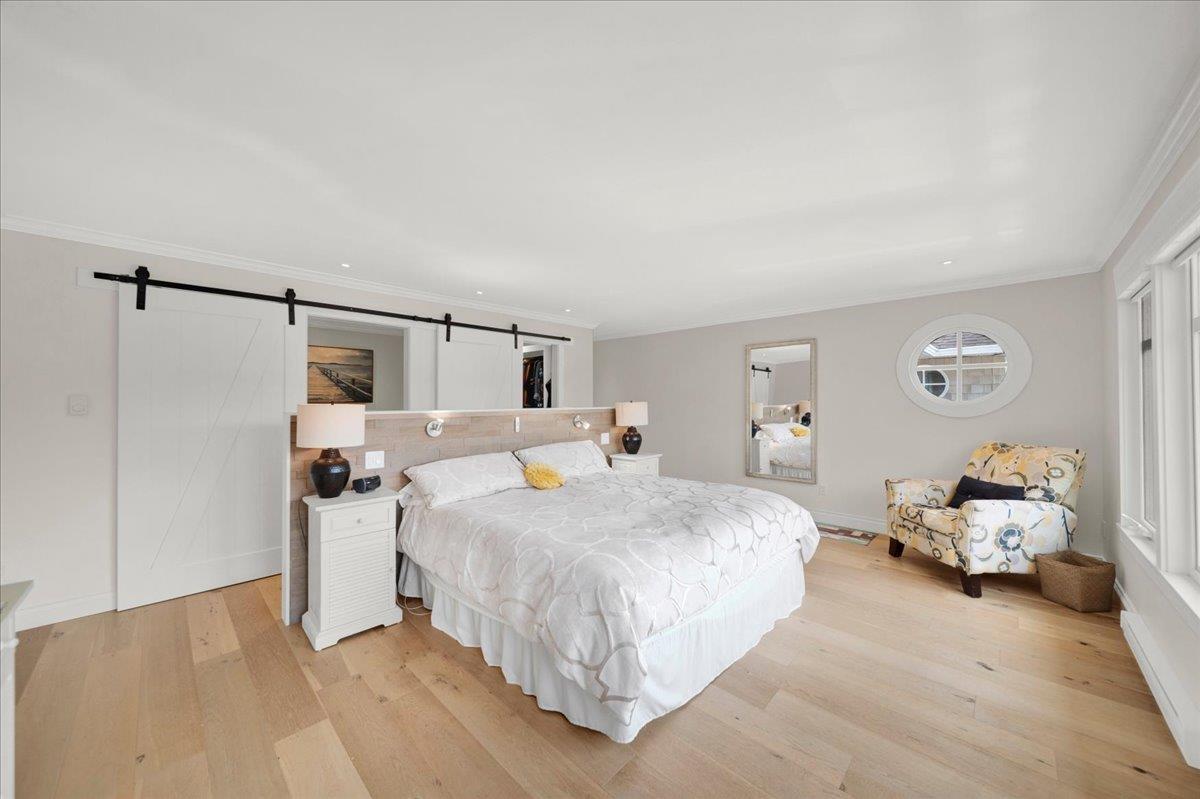 16063 8 Avenue Property Photo 14