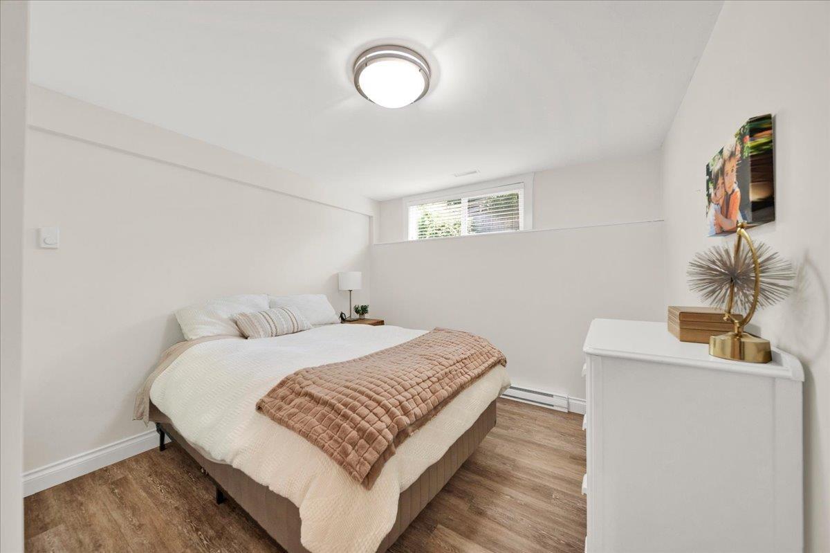 16063 8 Avenue Property Photo 20