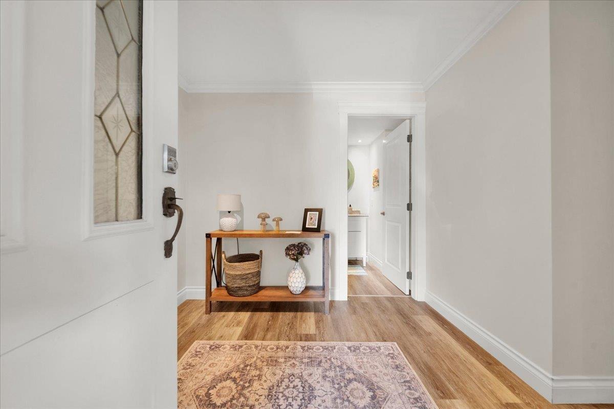16063 8 Avenue Property Photo 26
