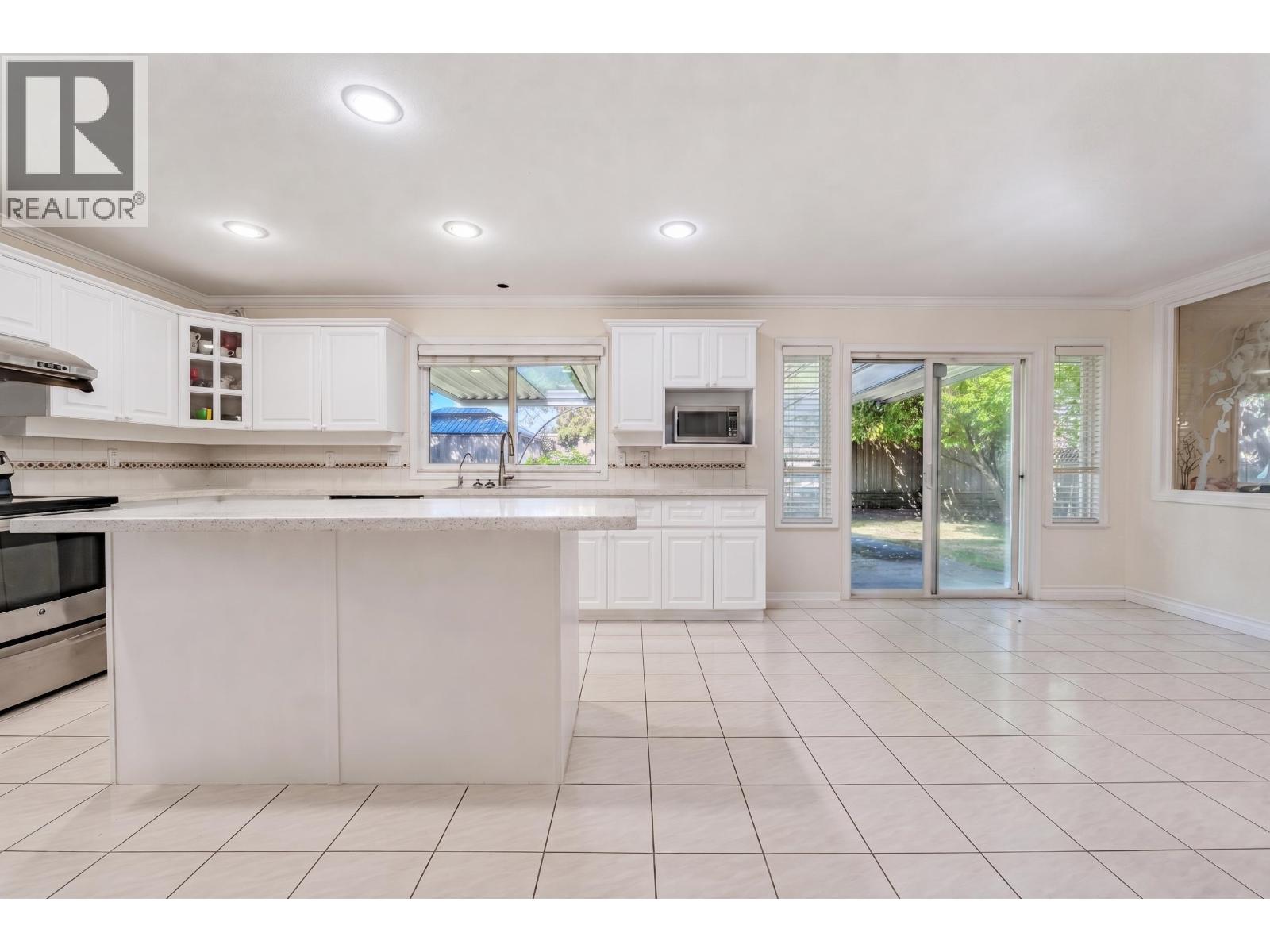8511 Littlemore Place Property Photo 13