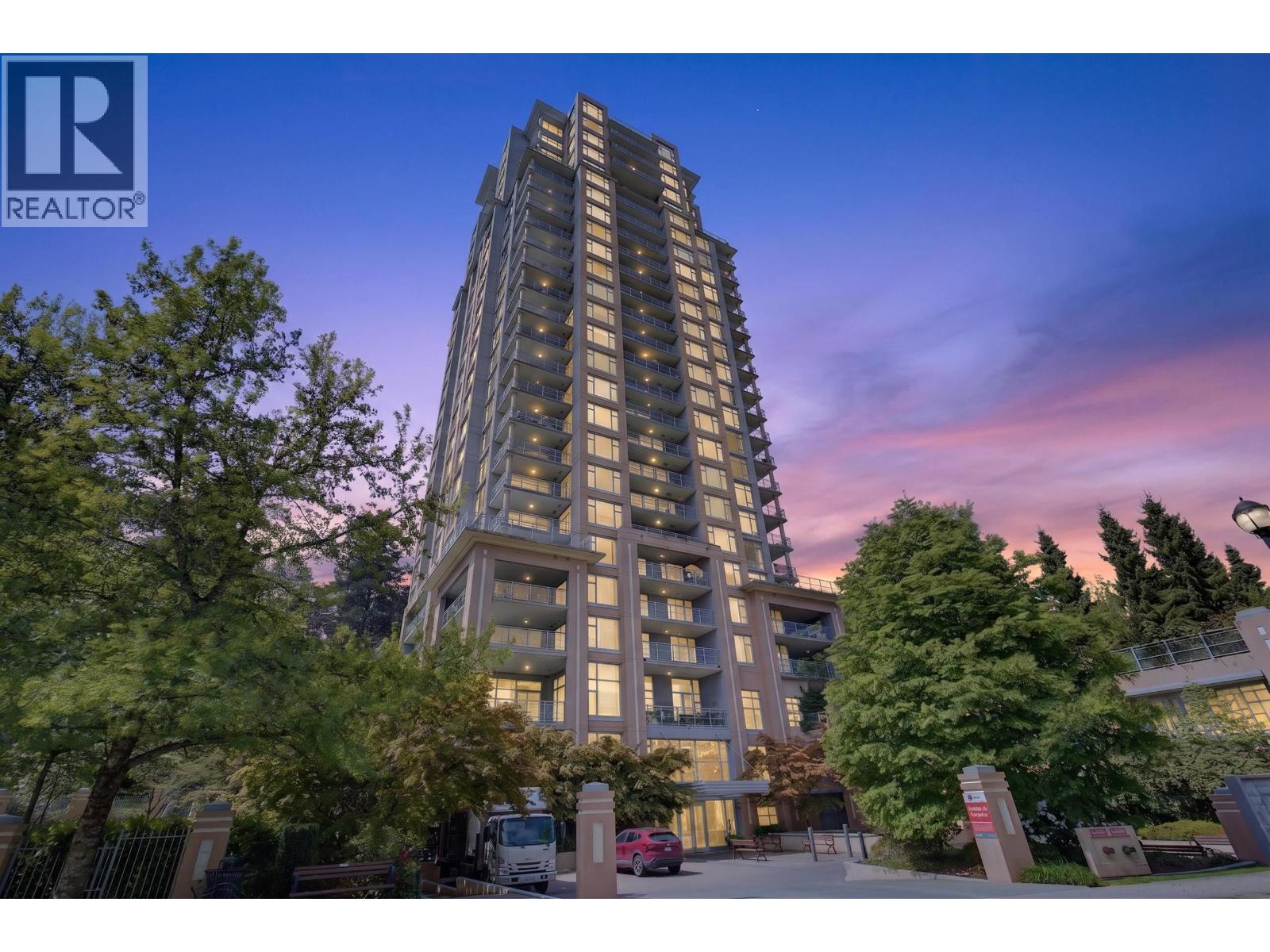 1601 280 Ross Drive Property Photo 1