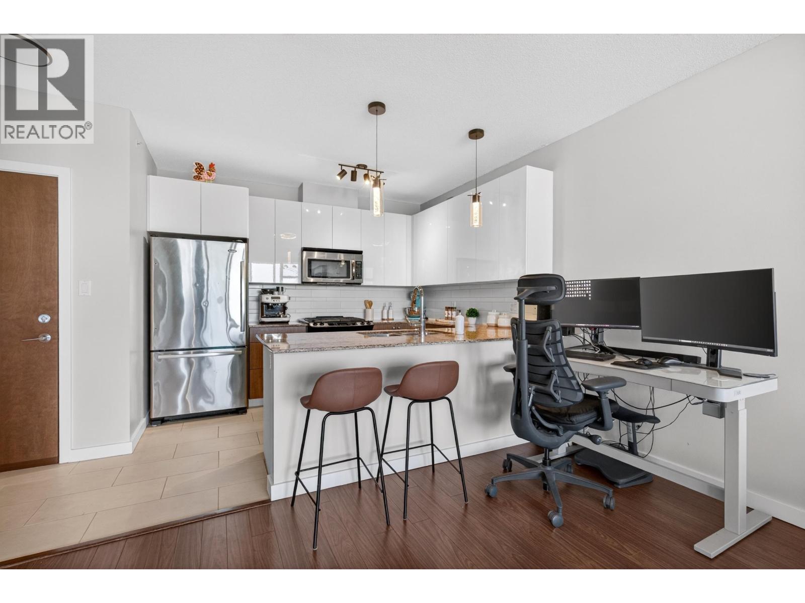 1601 280 Ross Drive Property Photo 9