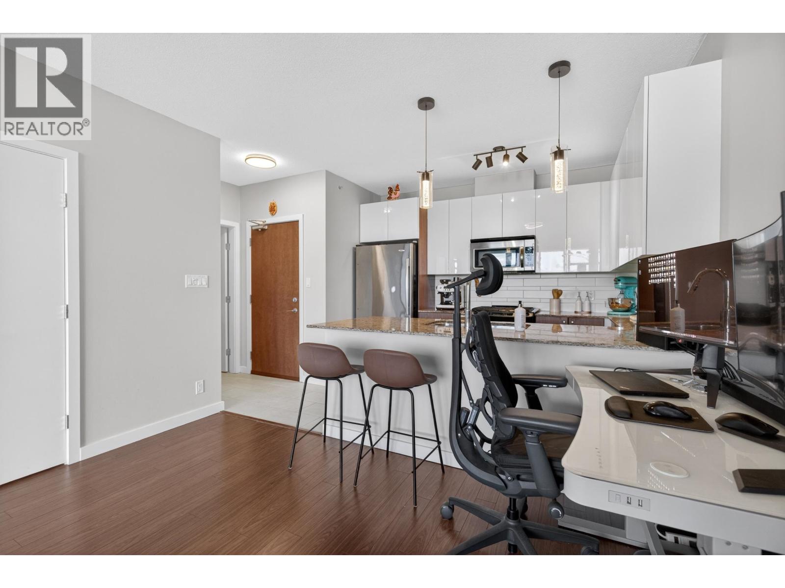 1601 280 Ross Drive Property Photo 10