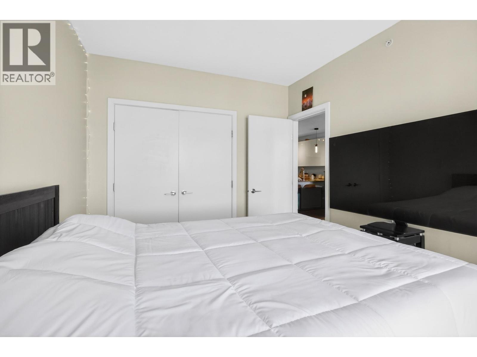 1601 280 Ross Drive Property Photo 19