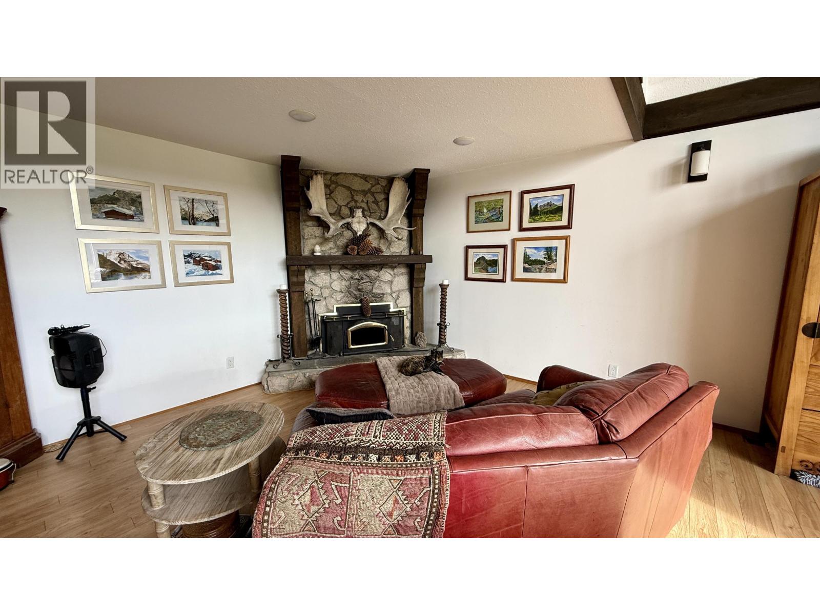 5249 Dawson Road Property Photo 5