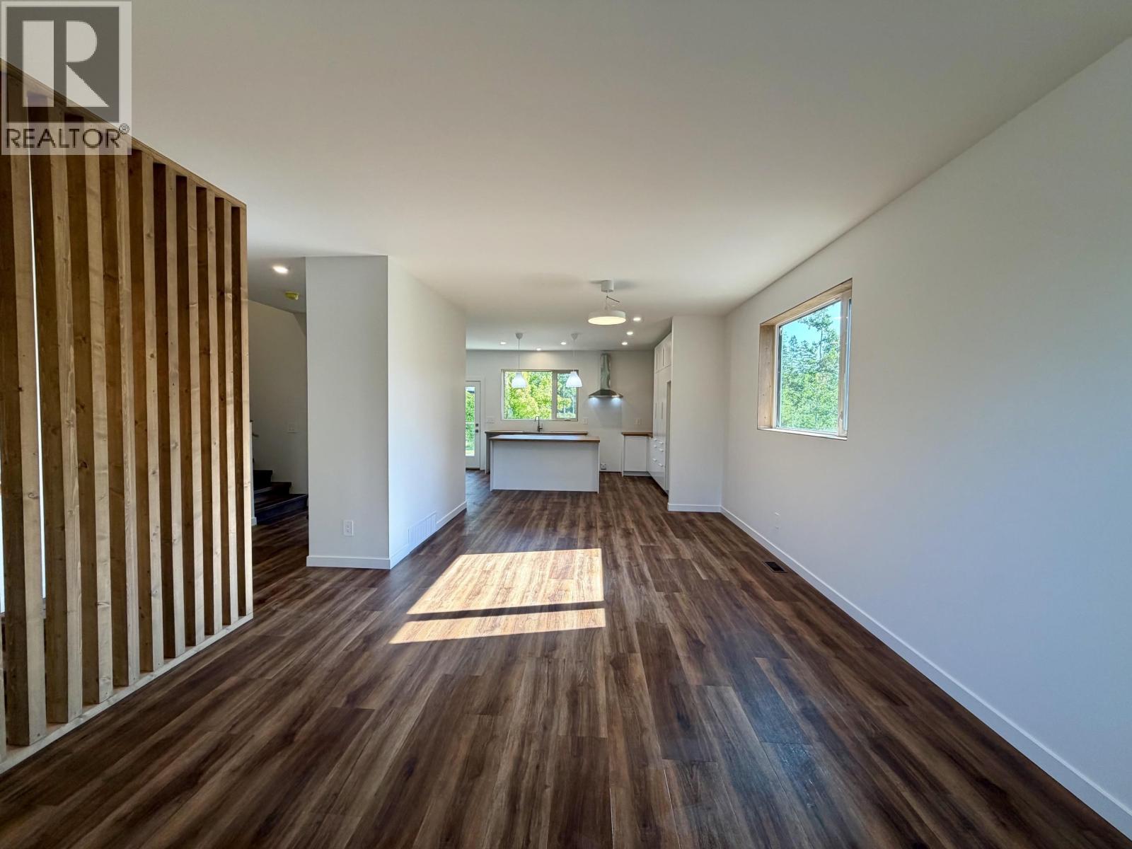 1821 Spruce Drive Property Photo 13