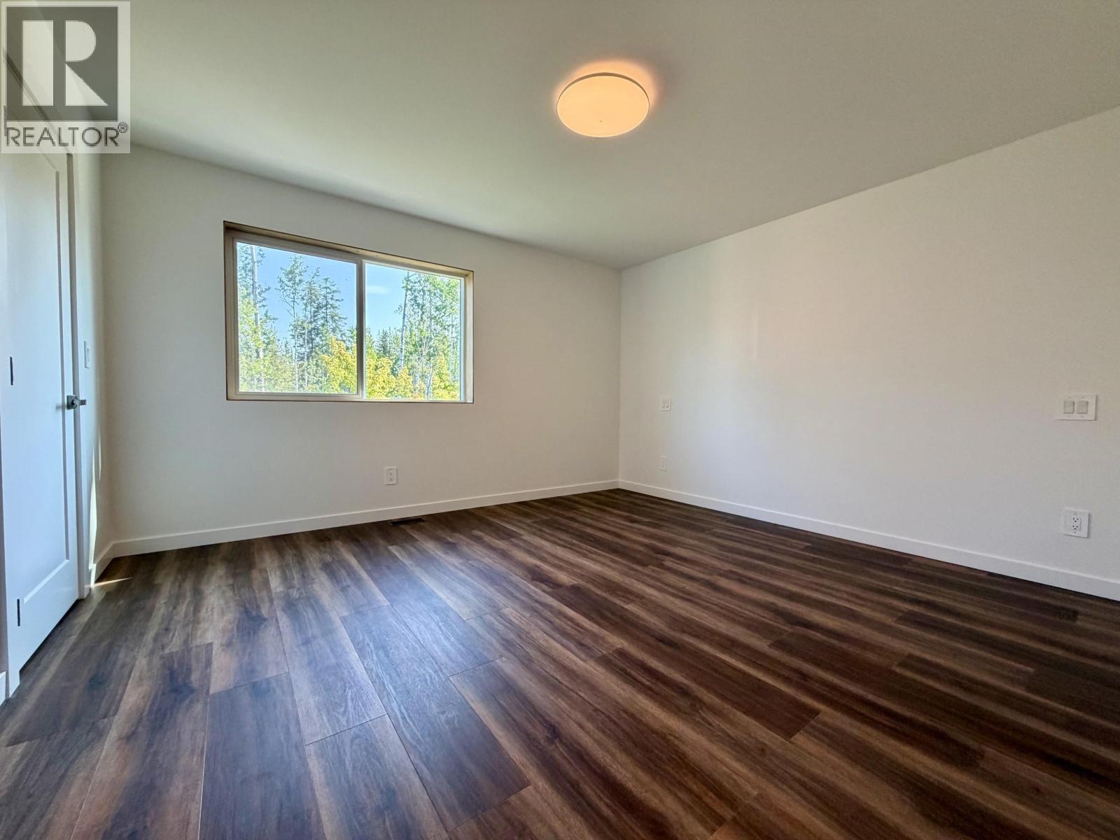 1821 Spruce Drive Property Photo 19