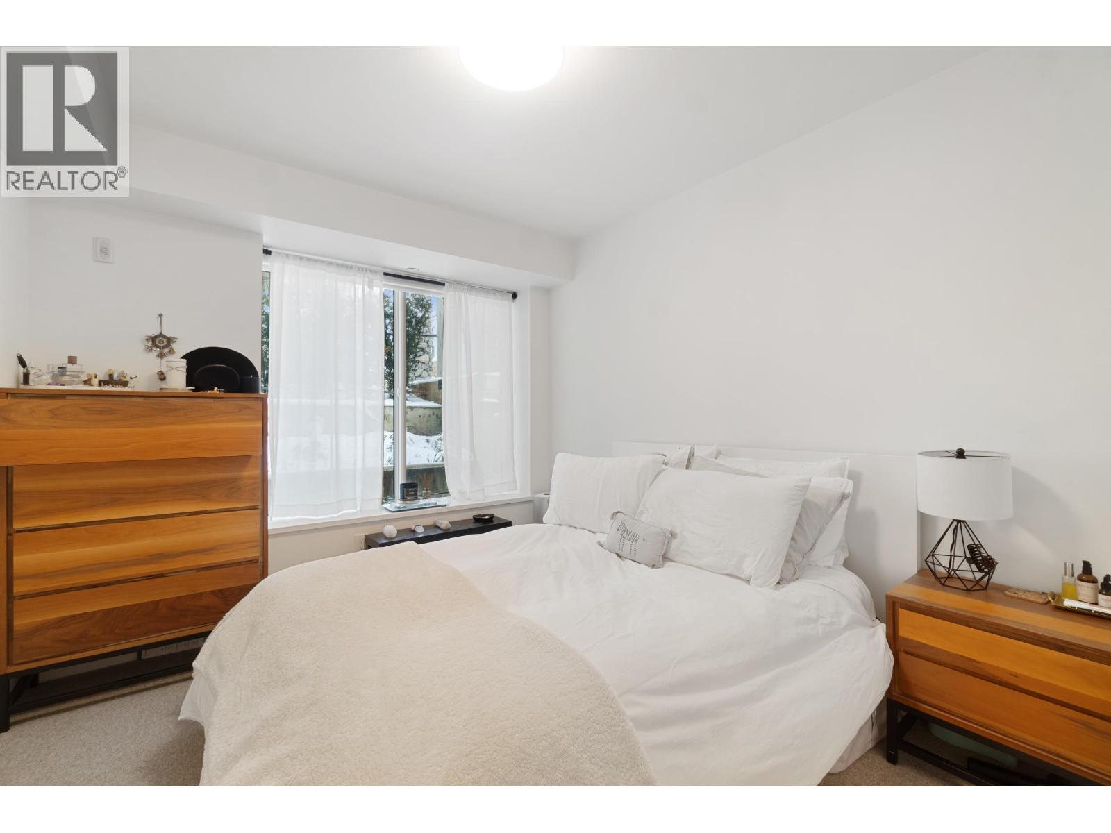 5 237 Ridgeway Avenue Property Photo 11