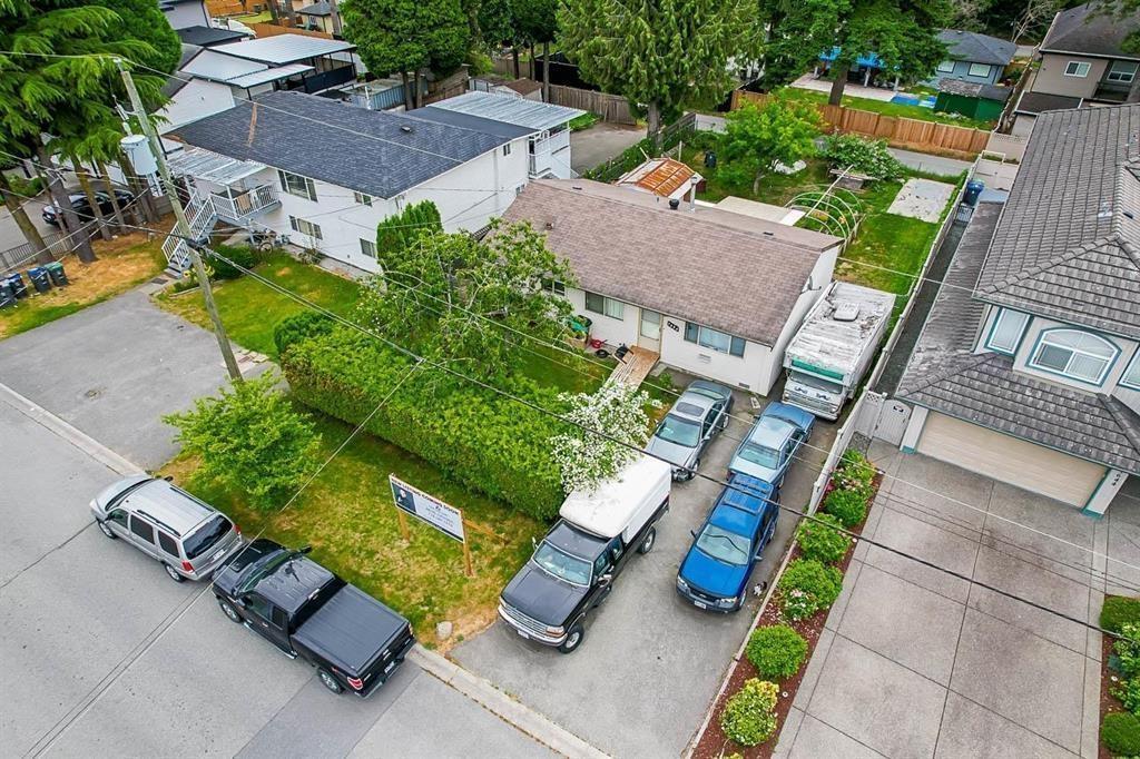7654 126A STREET Property Photo 1