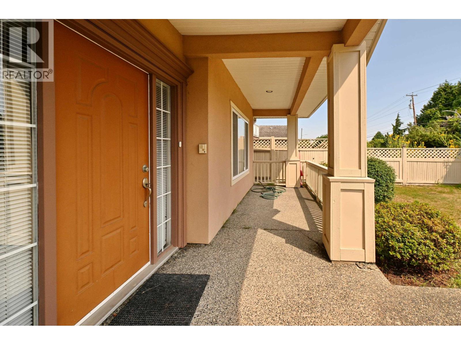 7233 Williams Road Property Photo 3