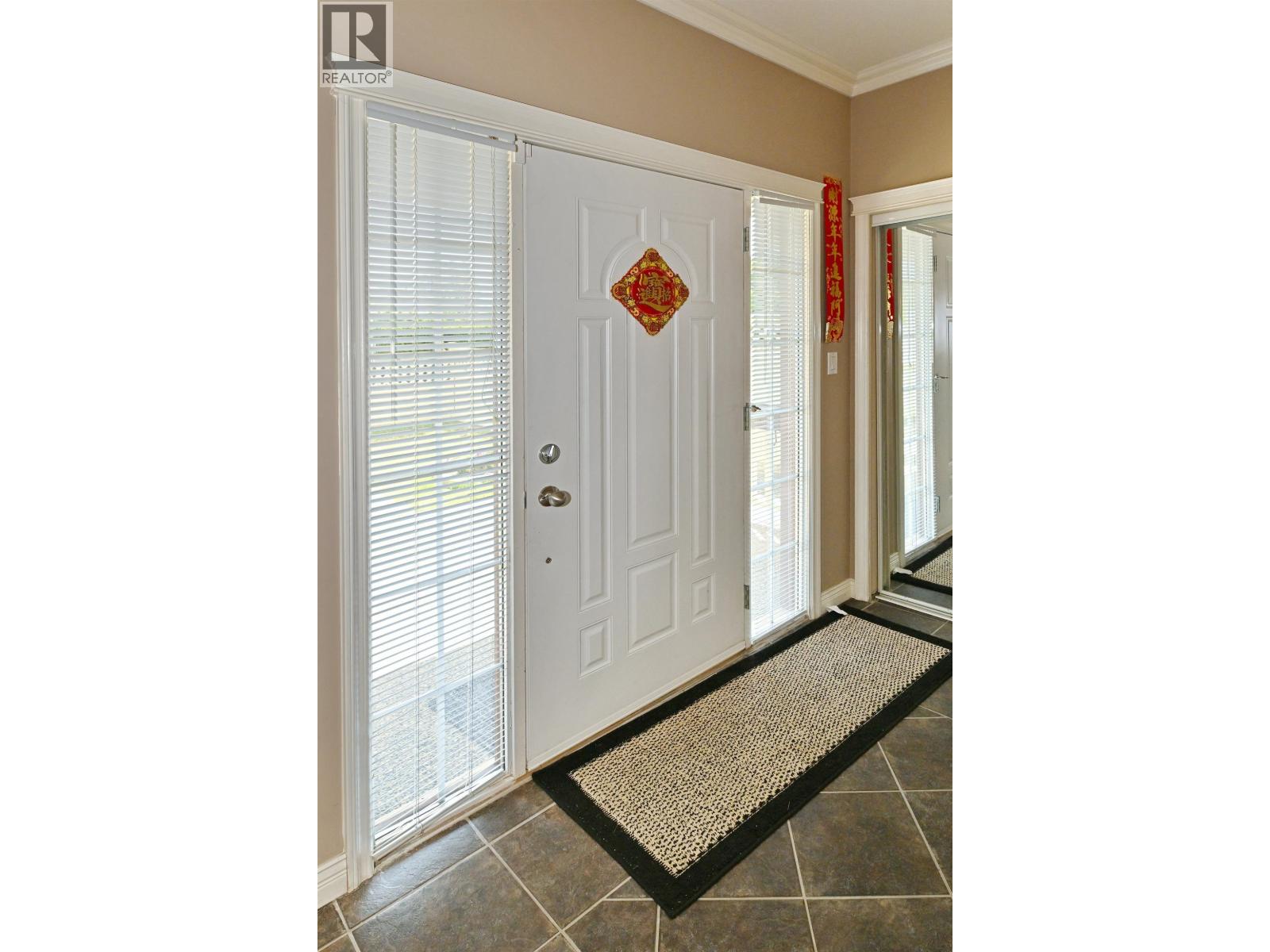 7233 Williams Road Property Photo 6