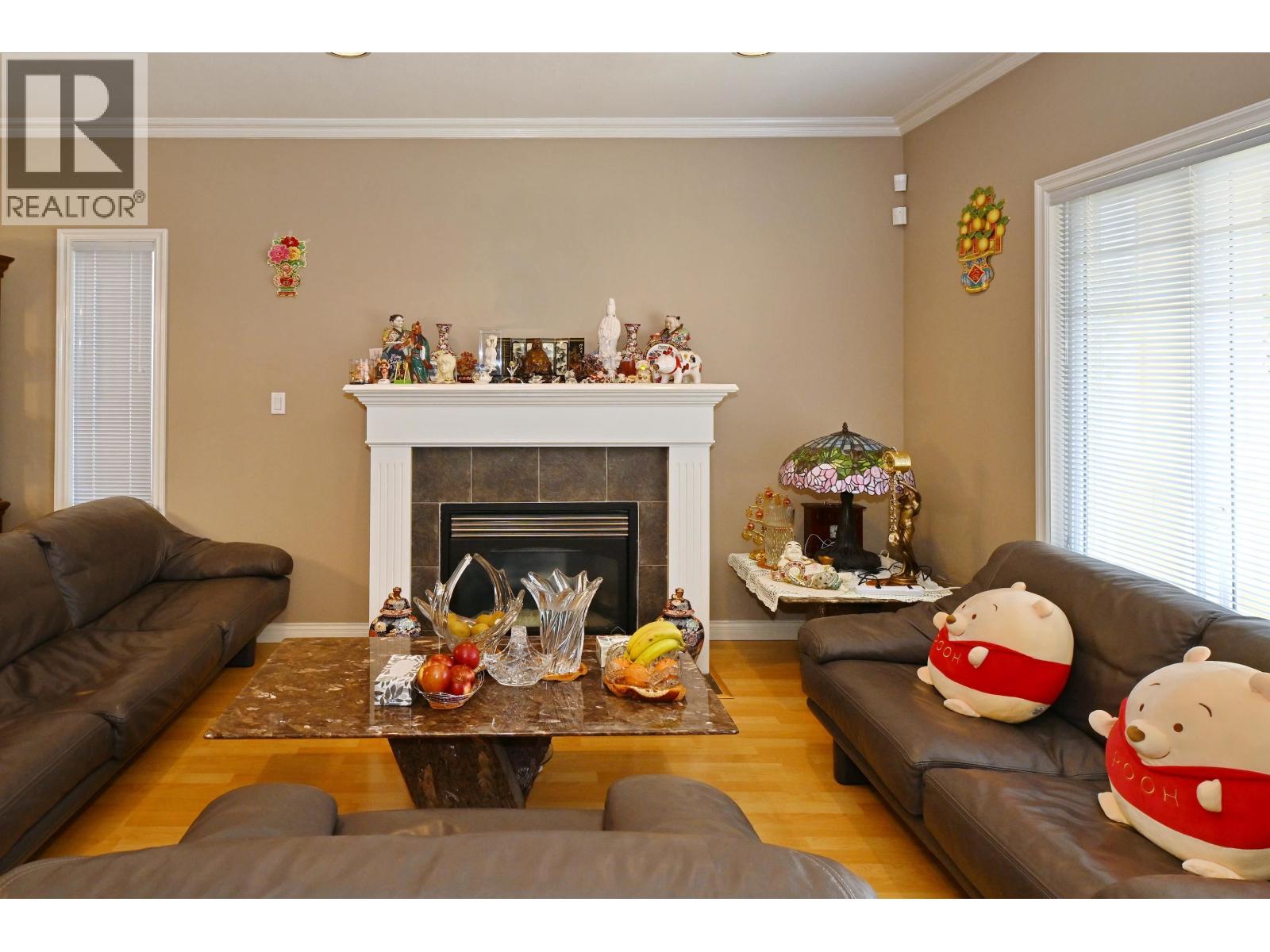 7233 Williams Road Property Photo 7