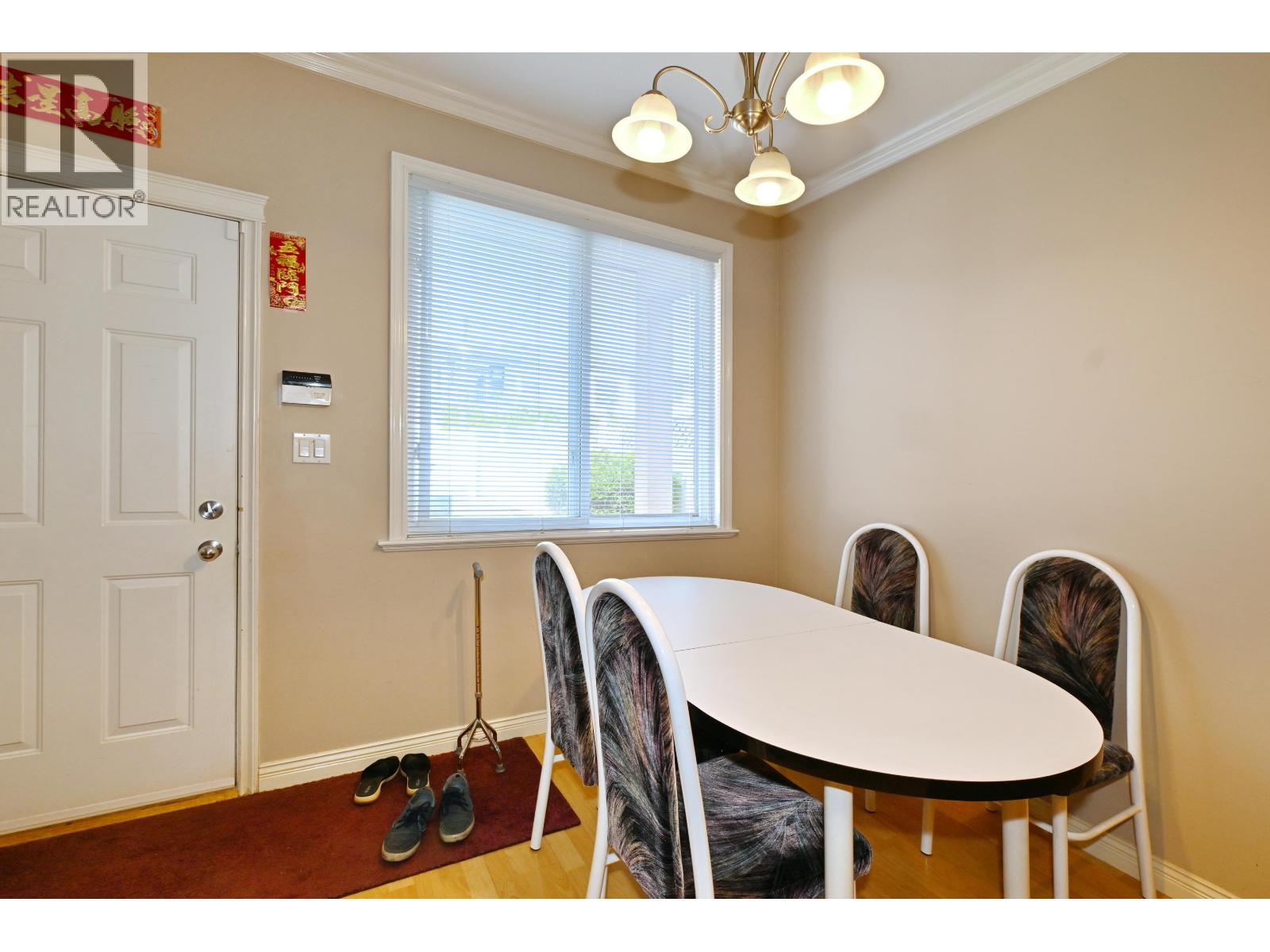 7233 Williams Road Property Photo 11