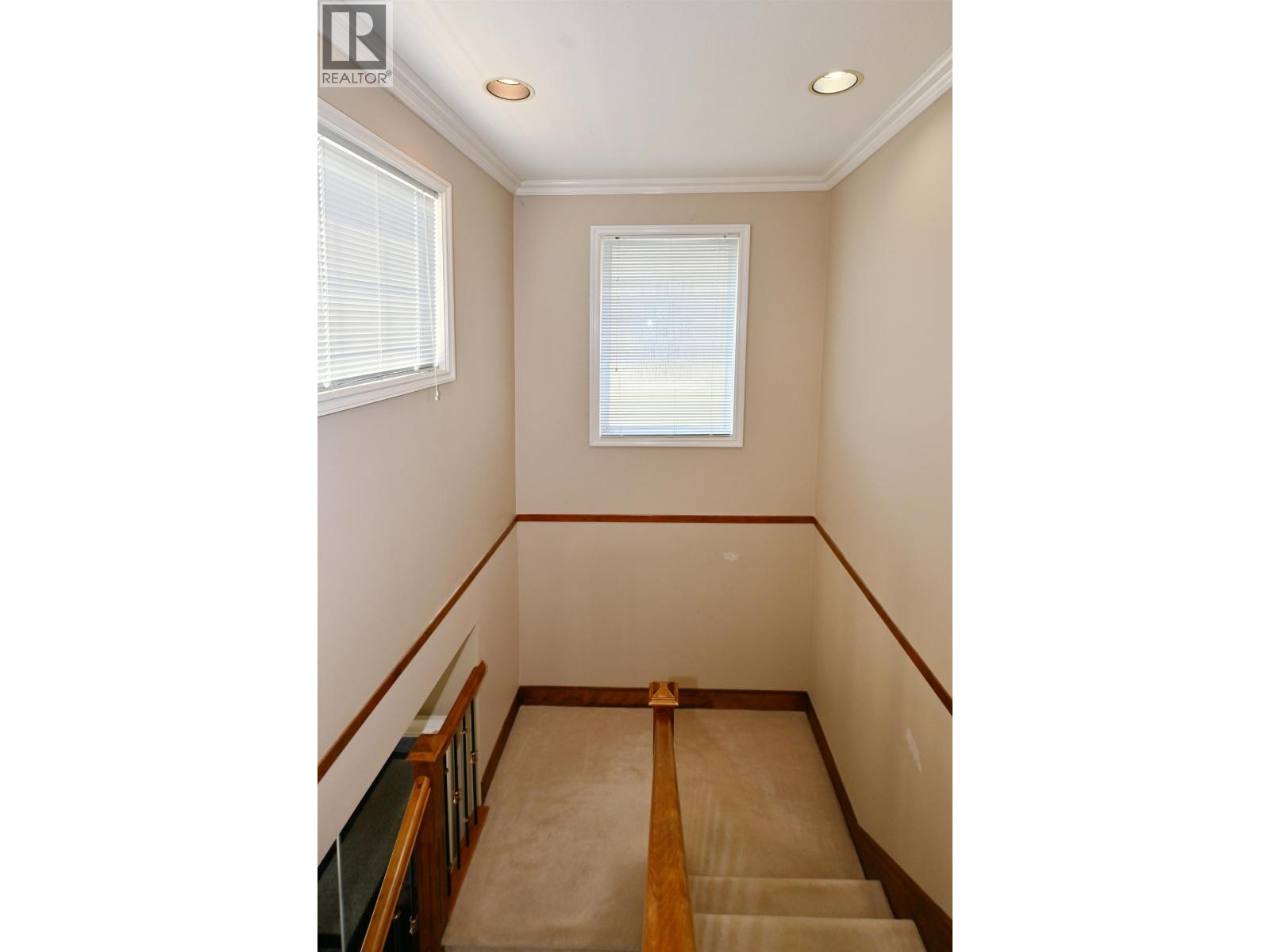 7233 Williams Road Property Photo 16