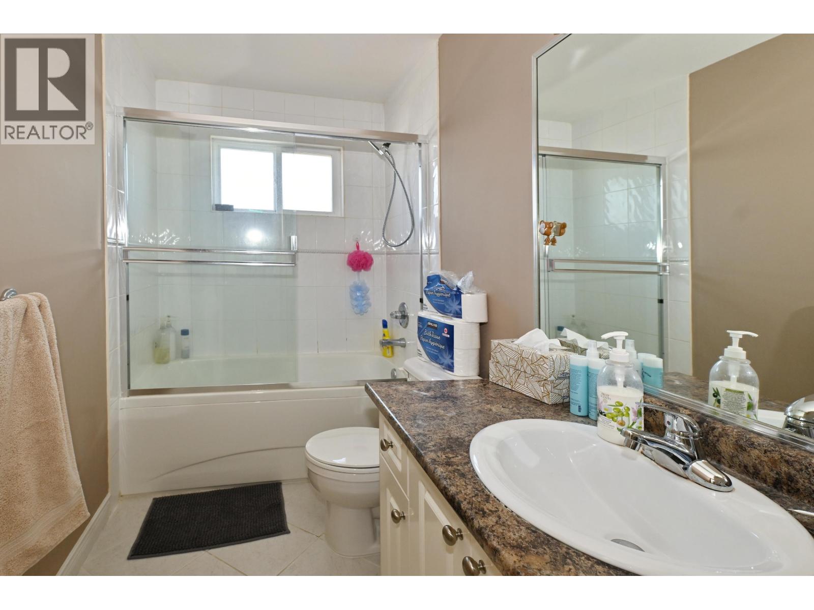 7233 Williams Road Property Photo 20