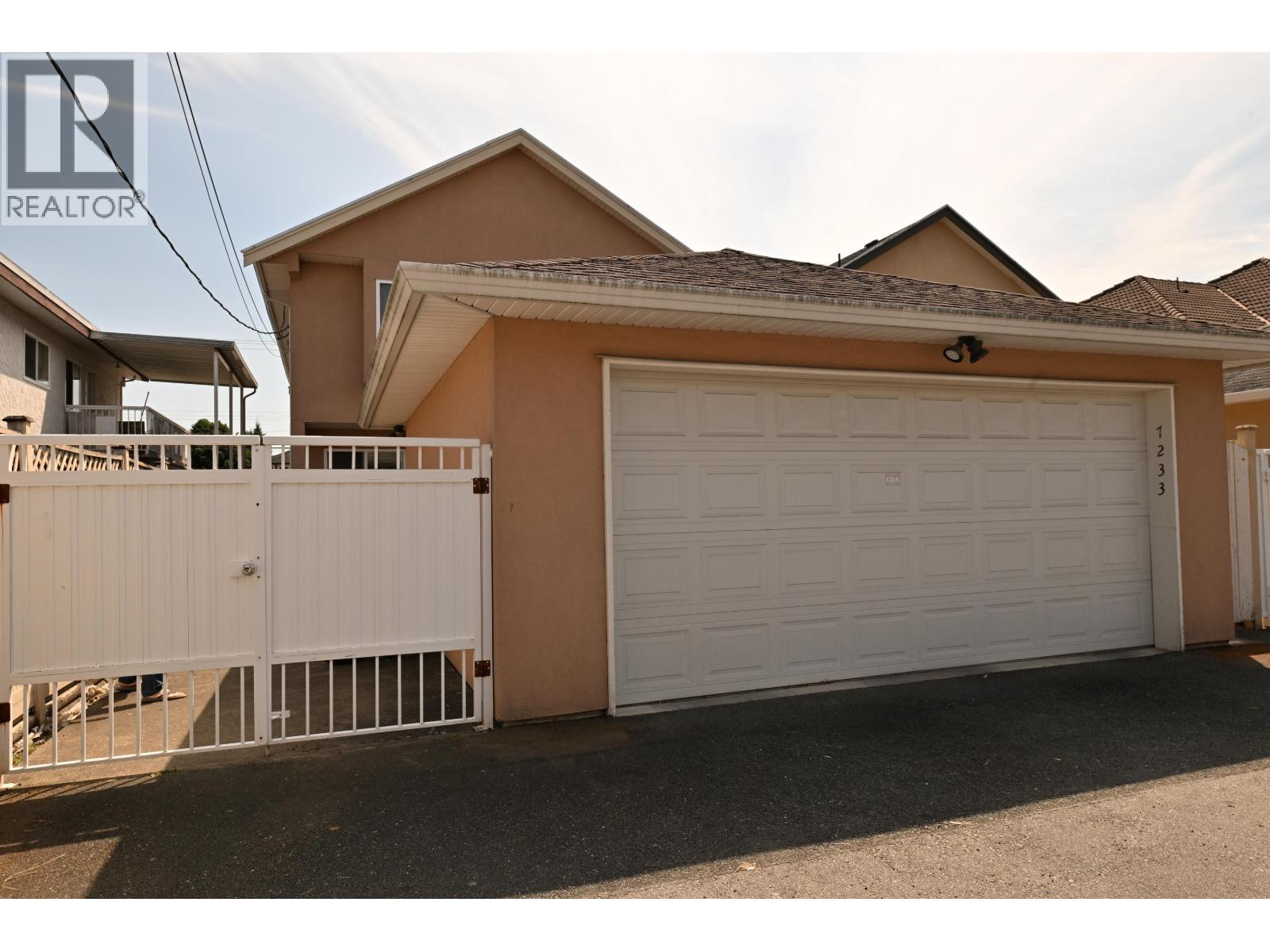 7233 Williams Road Property Photo 28