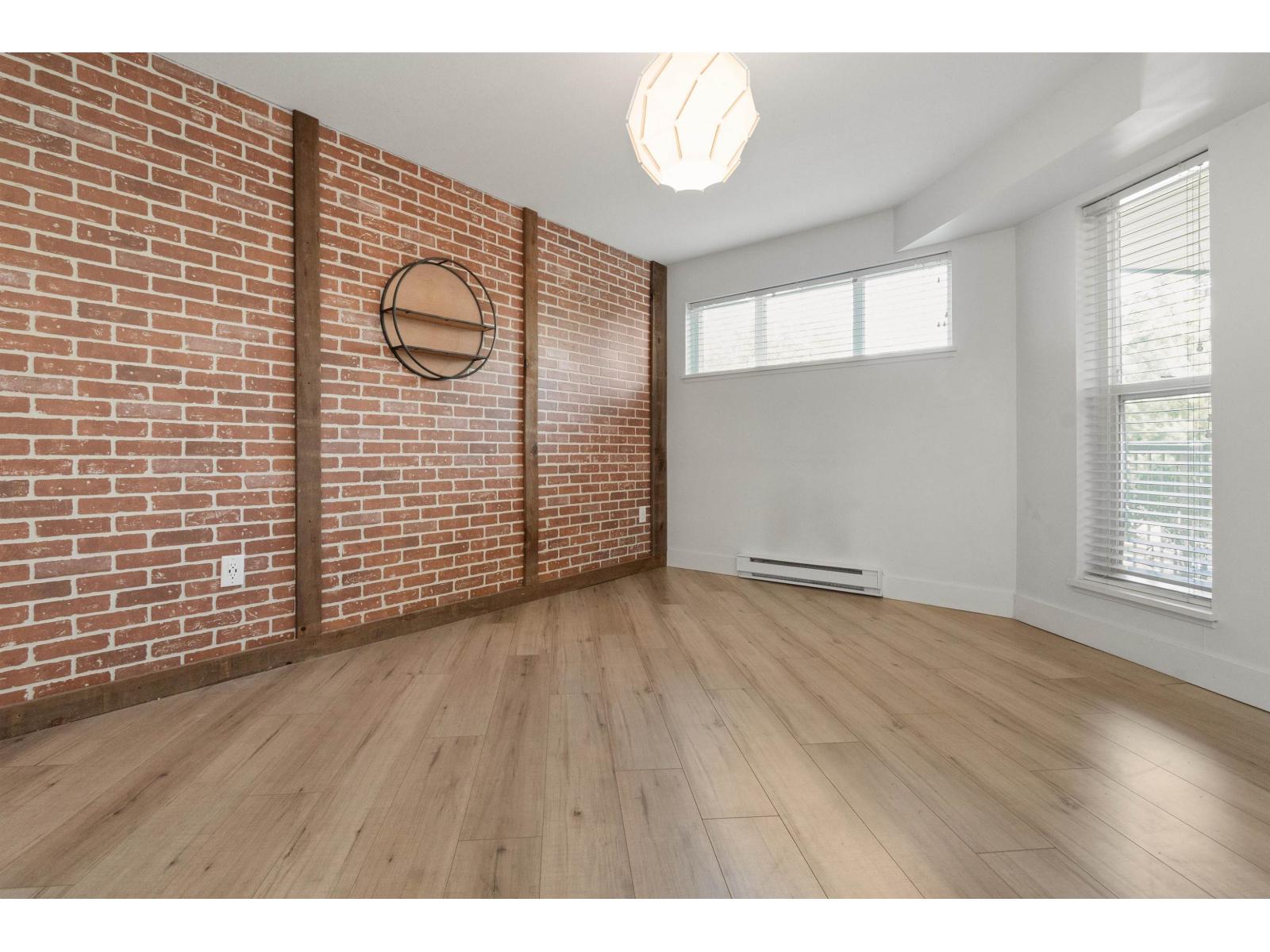 223 2515 Park Drive Property Photo 16