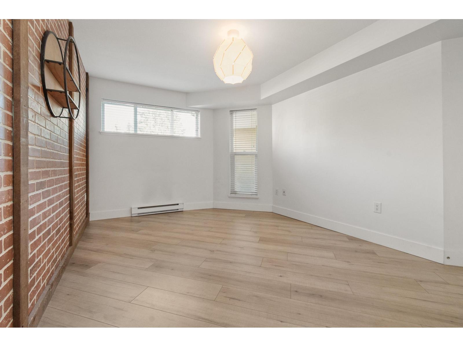 223 2515 Park Drive Property Photo 18