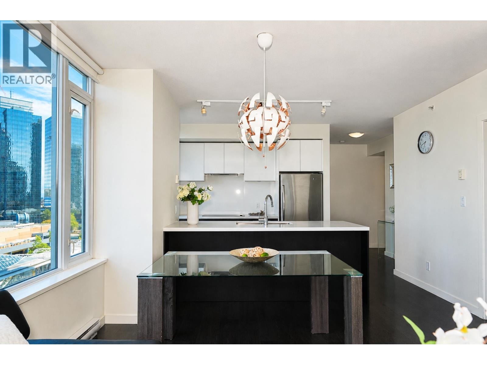 1209 6333 Silver Avenue Property Photo 9