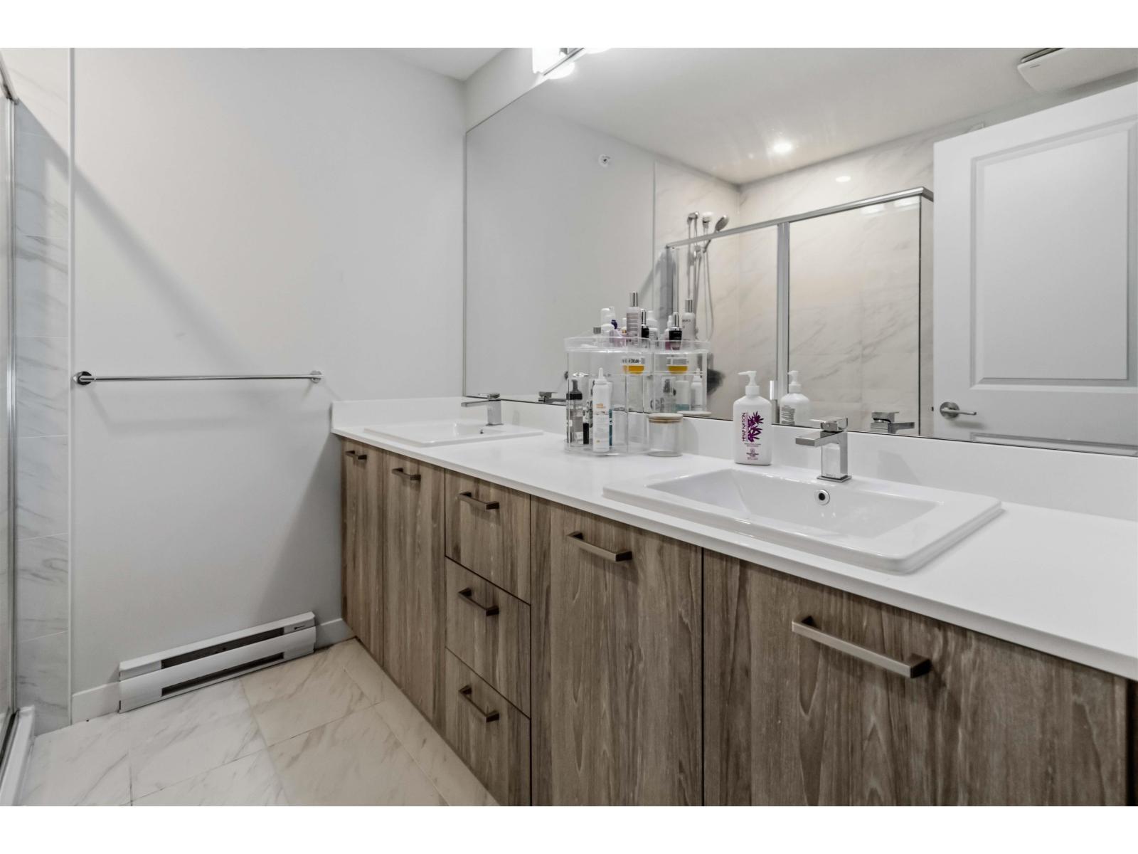 132 8335 Nelson Street Property Photo 11