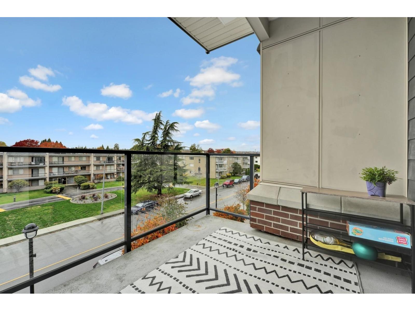 317 5638 201a Street Property Photo 29