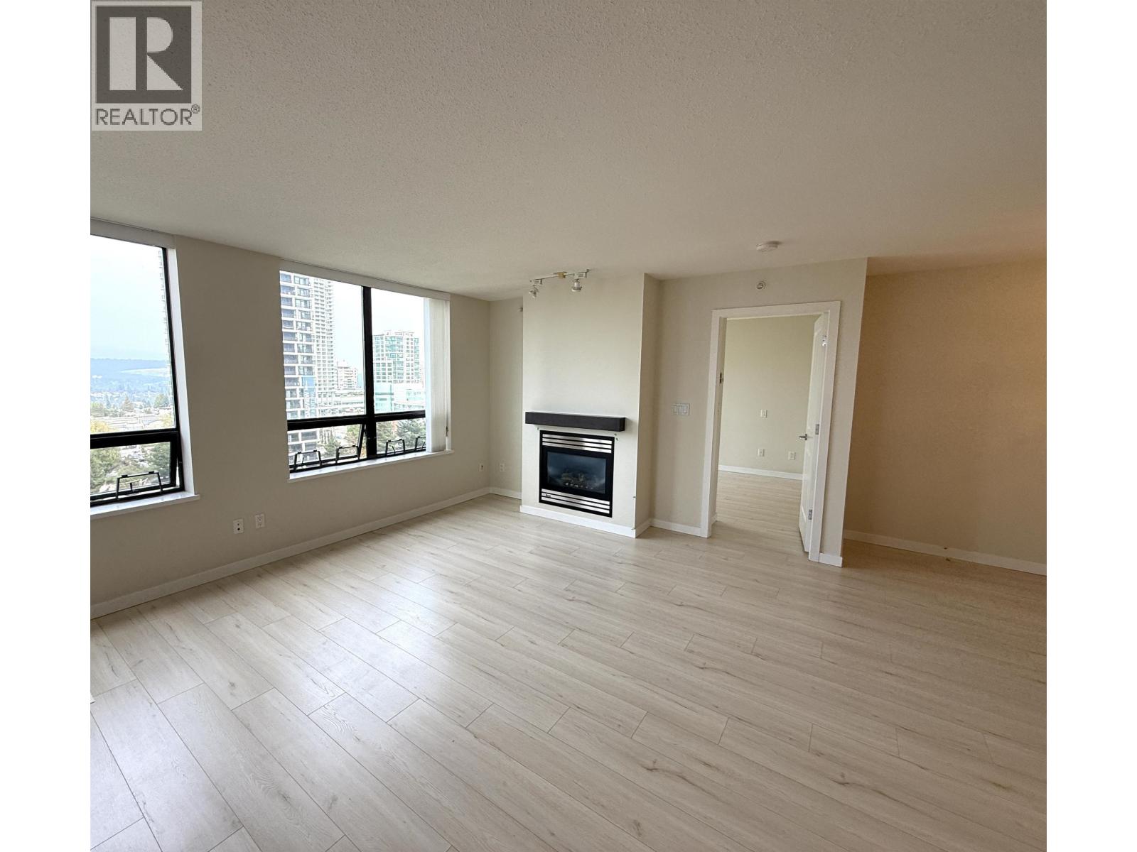 14xx 4333 Central Boulevard Property Photo 5