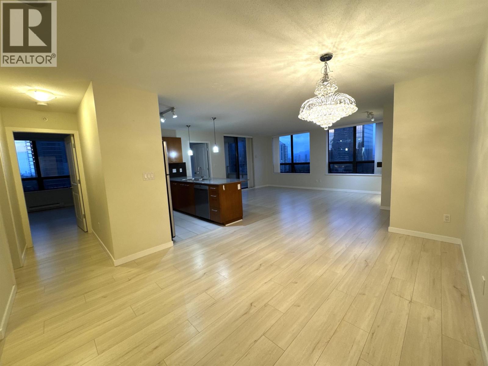 14xx 4333 Central Boulevard Property Photo 6