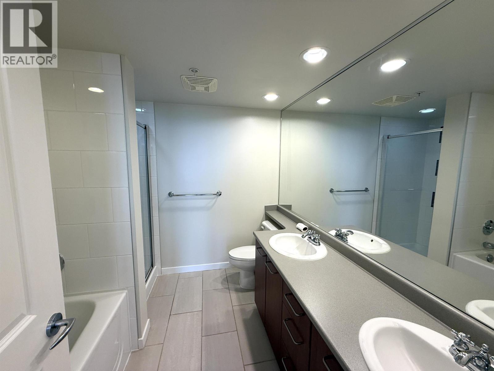 14xx 4333 Central Boulevard Property Photo 11