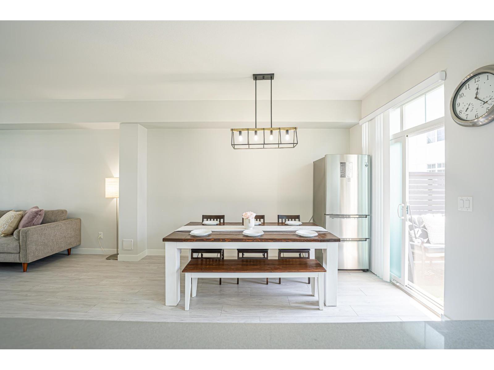 68 20180 84 Avenue Property Photo 9