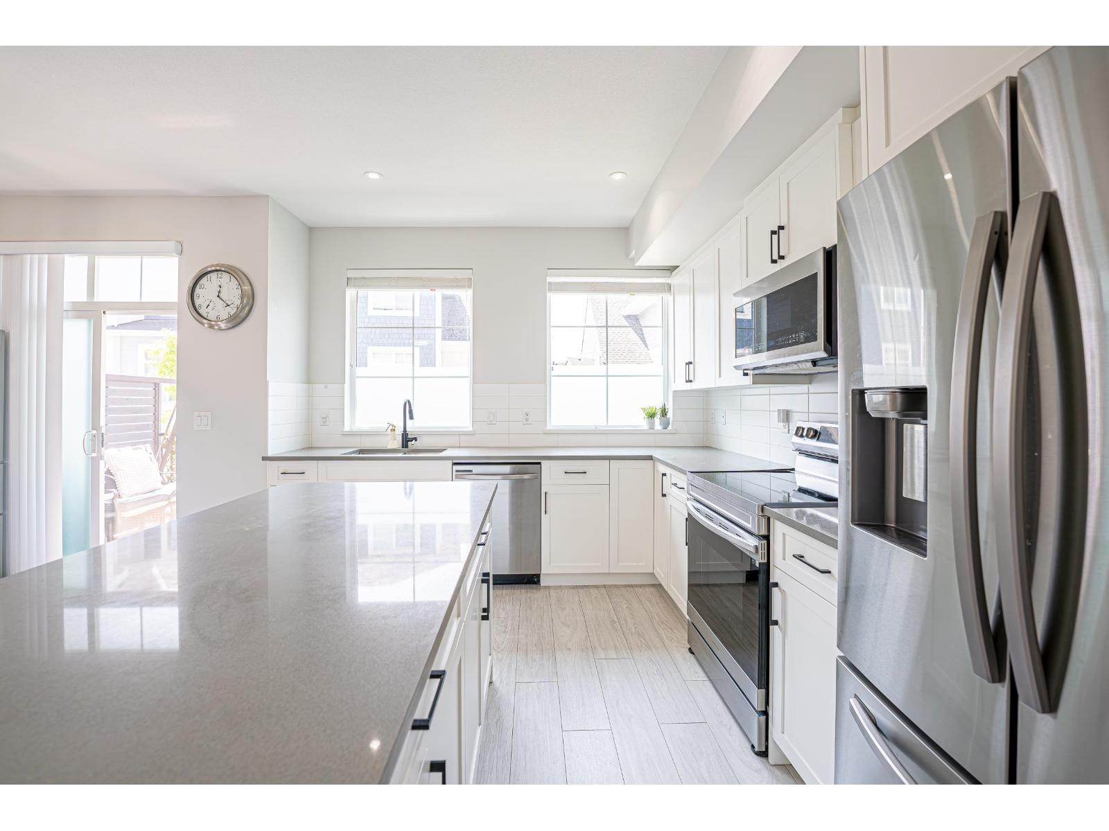 68 20180 84 Avenue Property Photo 15
